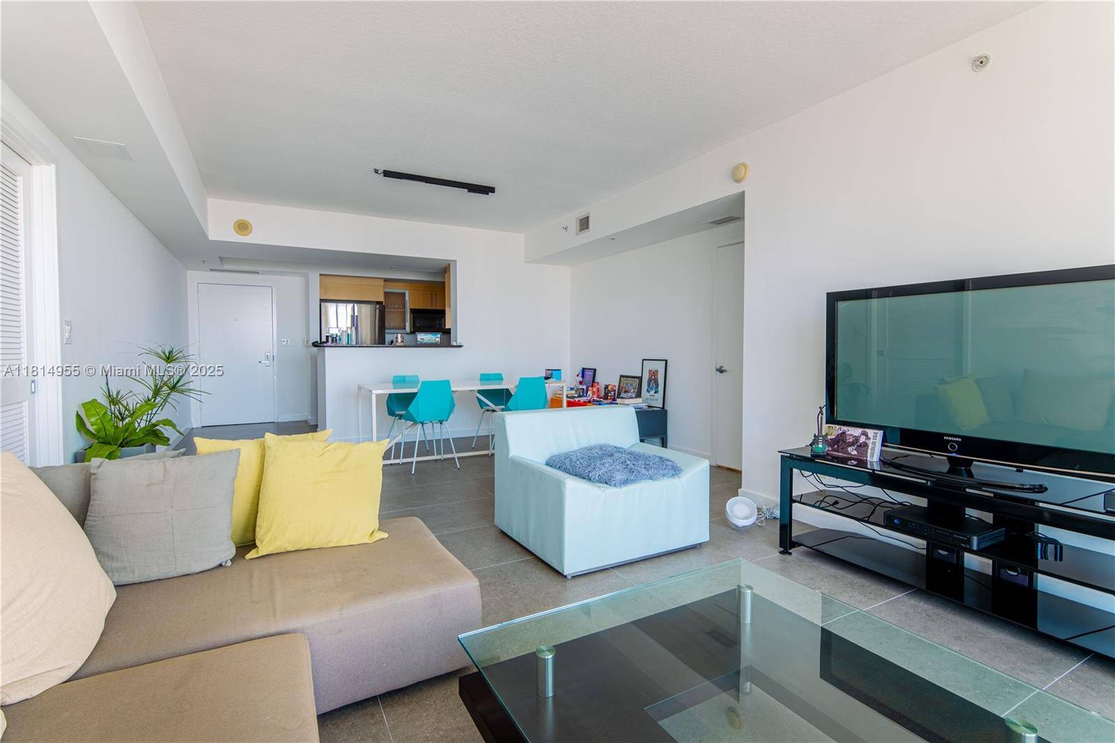 Miami, FL 33131,335 S Biscayne Blvd #3707
