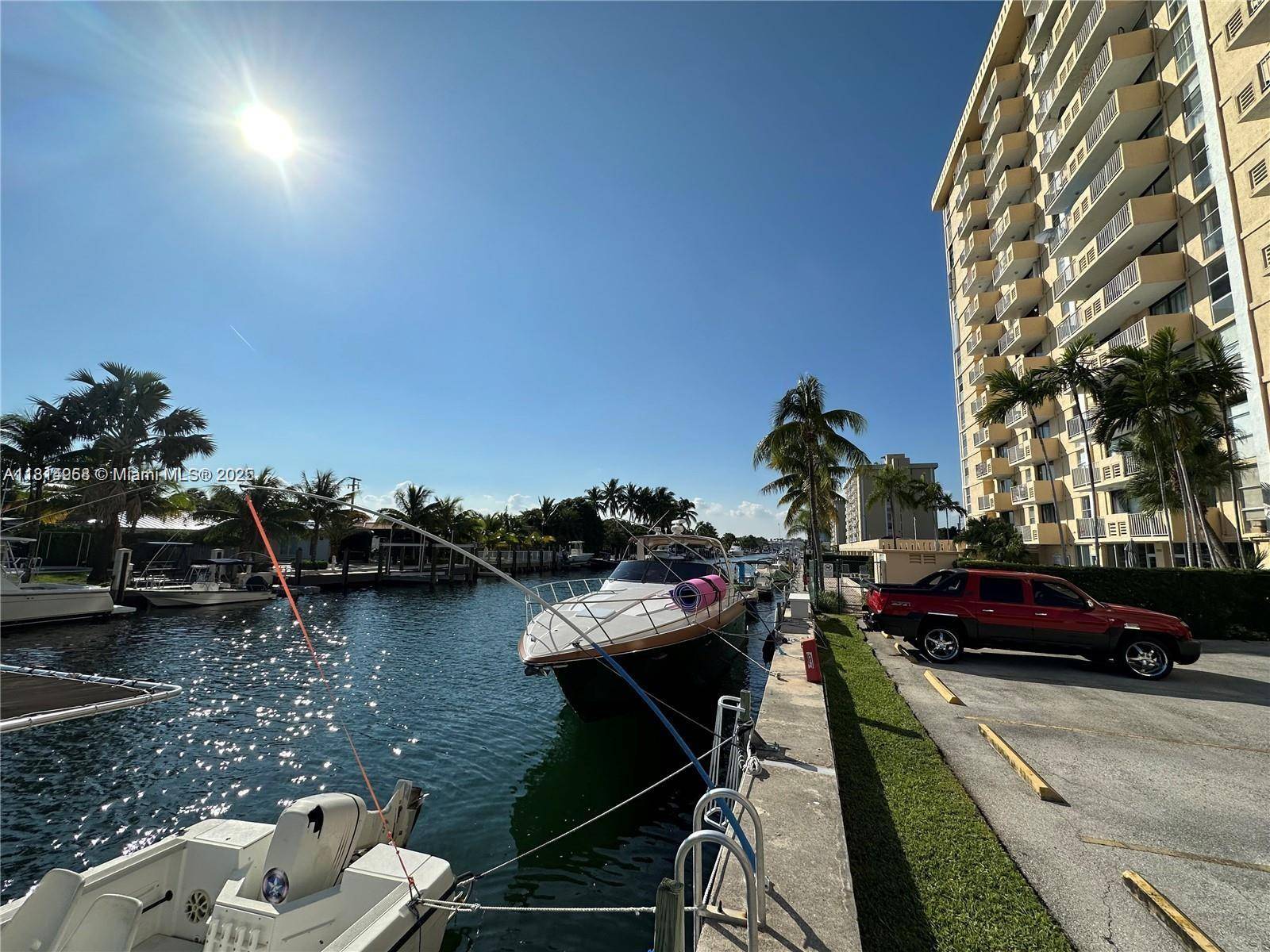North Miami, FL 33181,2350 NE 135th St #505