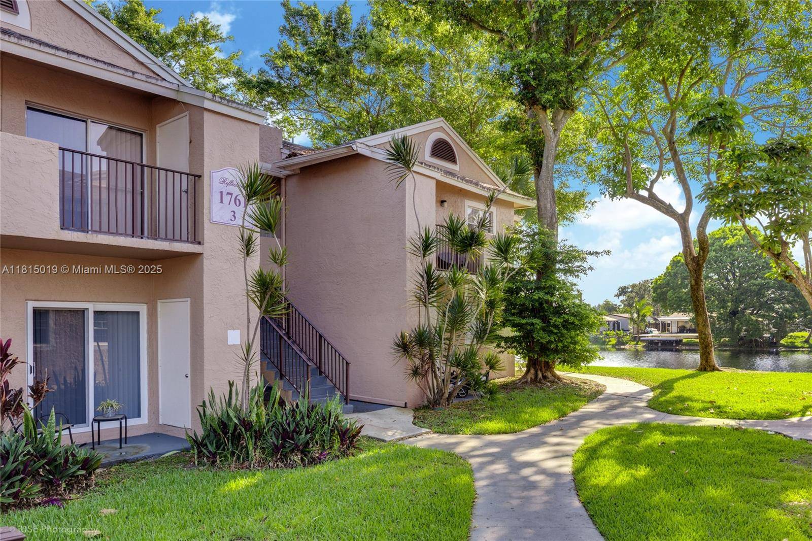 Pembroke Pines, FL 33024,1761 NW 96th Ter #3L