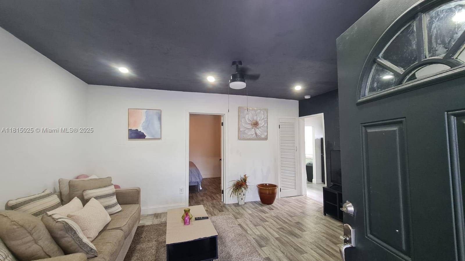 Miami, FL 33138,88 NE 68th Ter #88
