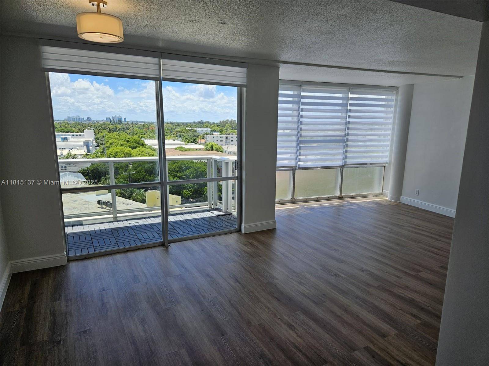 Miami Beach, FL 33141,900 Bay Dr #721
