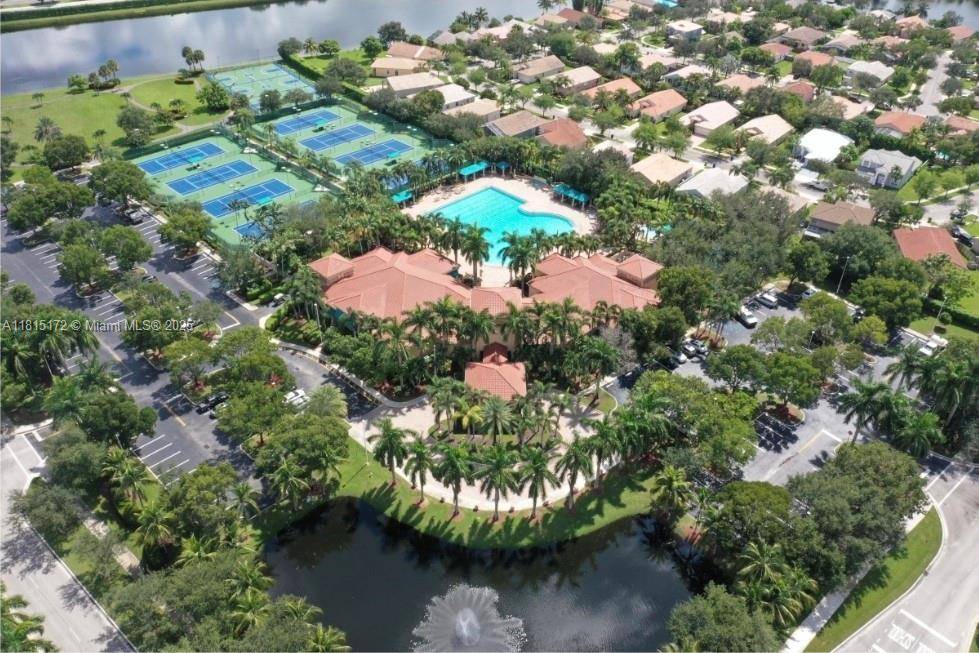 Pembroke Pines, FL 33028,14420 NW 16th St
