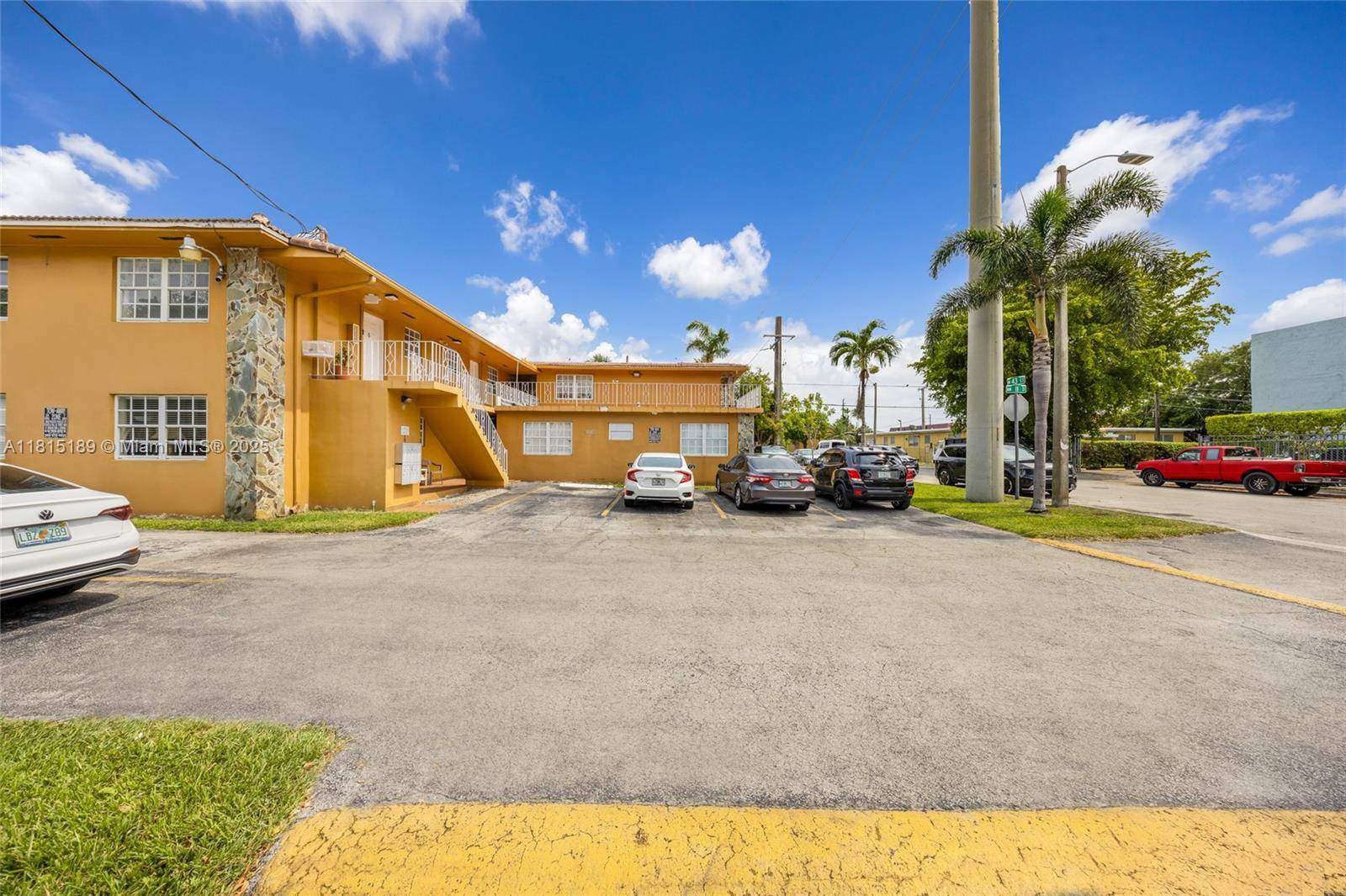 Miami, FL 33126,4340 NW 11th St
