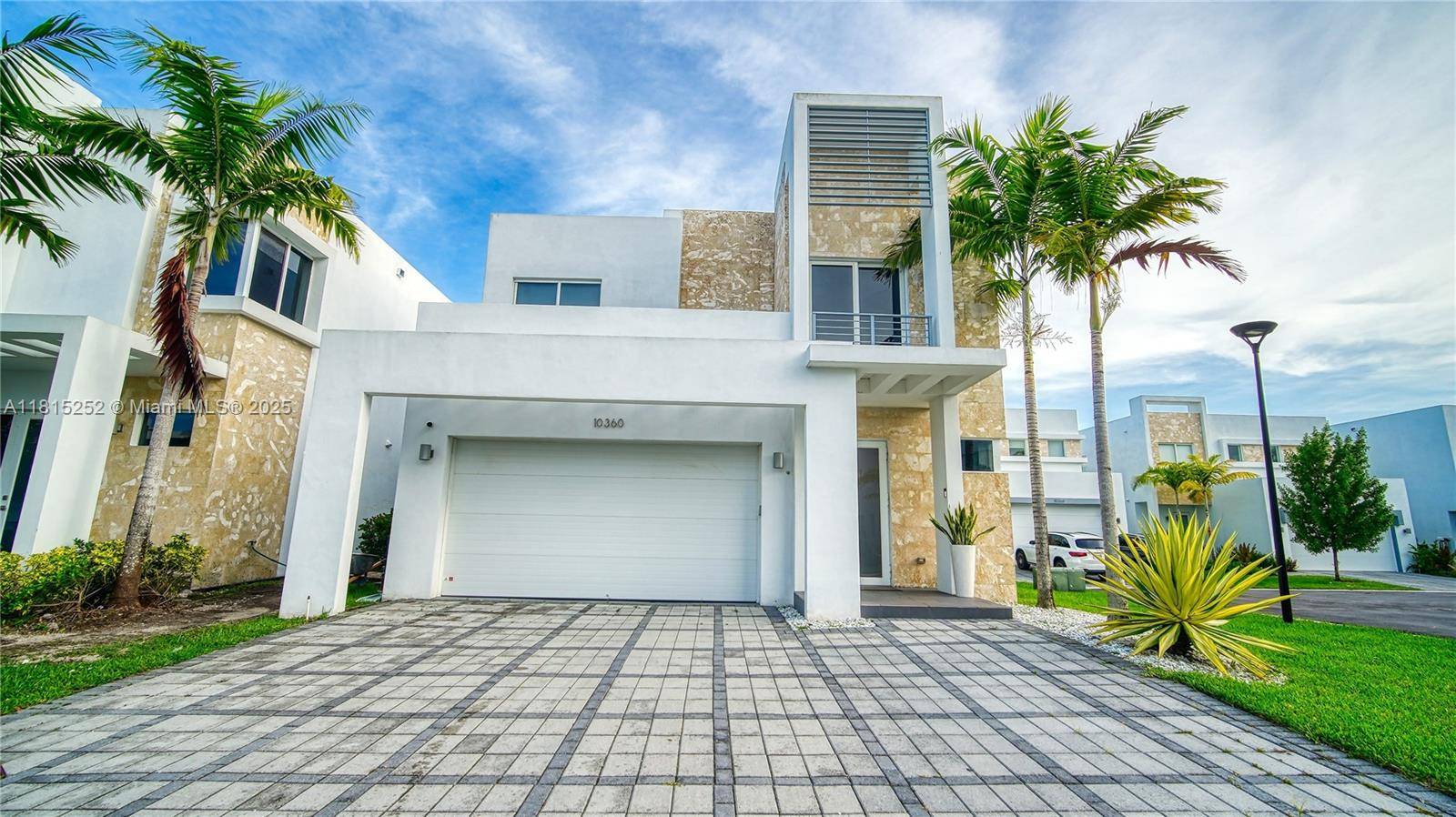 Doral, FL 33178,10360 NW 68th Ter #10360