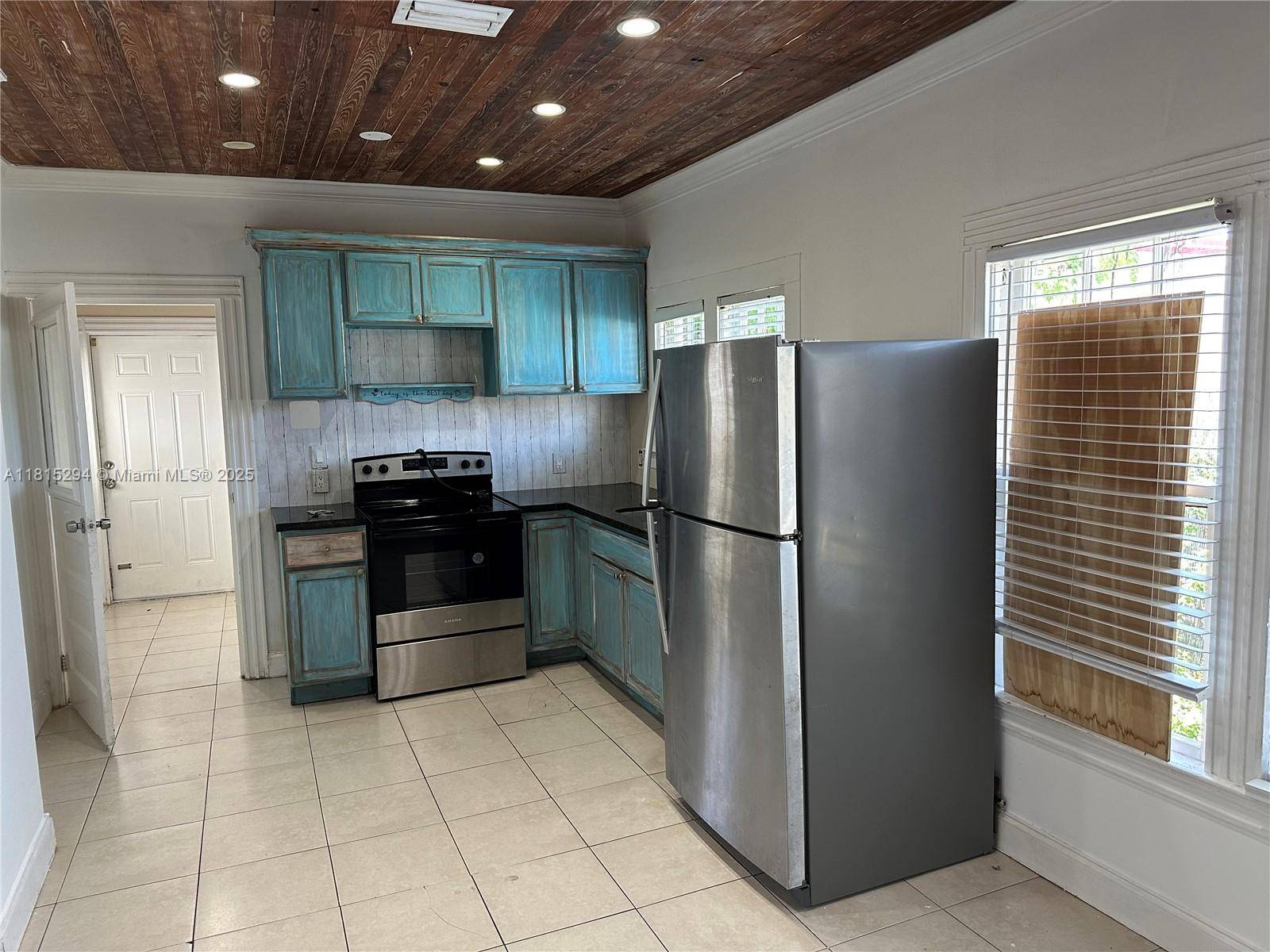 Dania Beach, FL 33004,213 Stirling