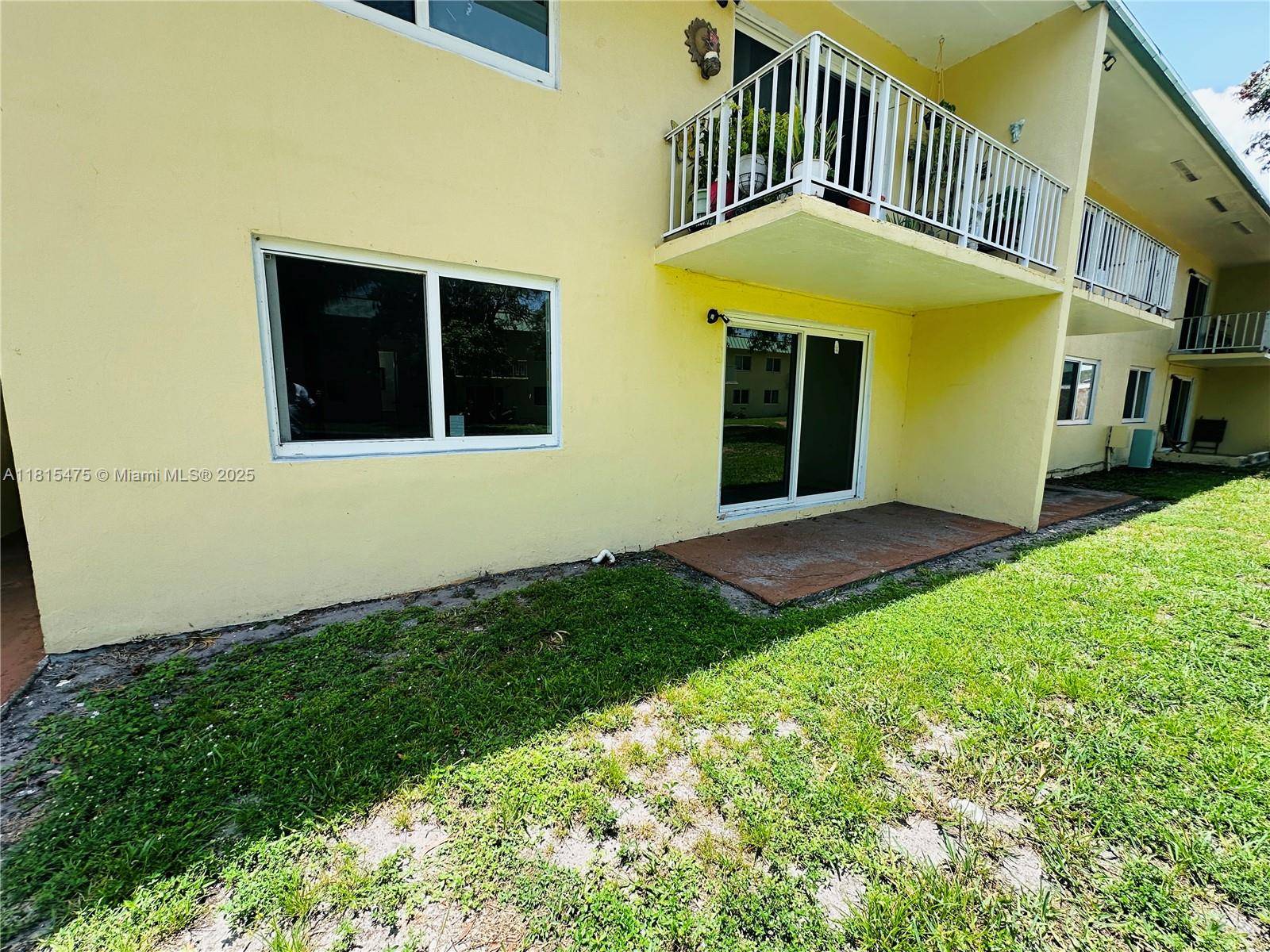 Miami Gardens, FL 33169,505 NW 177th St #139