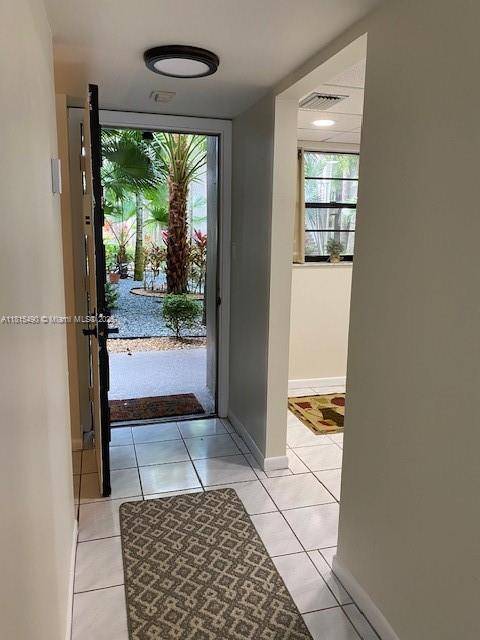 Miami, FL 33176,10815 SW 112 AVE #115