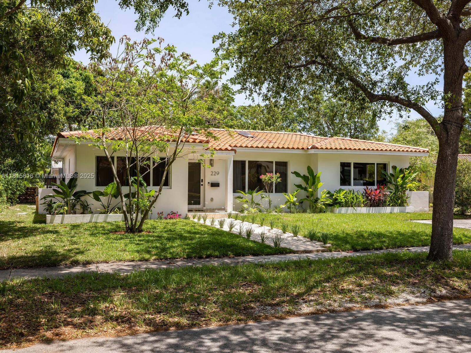 Miami Shores, FL 33168,229 NW 111th Ter