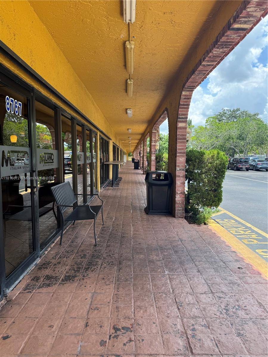 Lauderhill, FL 33351,8759 NW 50th St #8