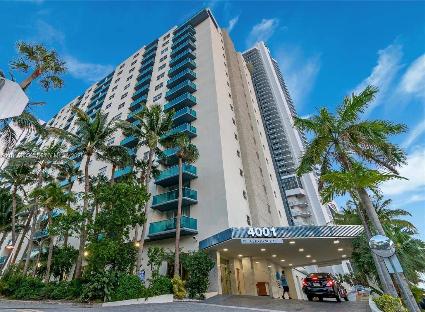 Hollywood, FL 33019,4001 S Ocean Dr #11A