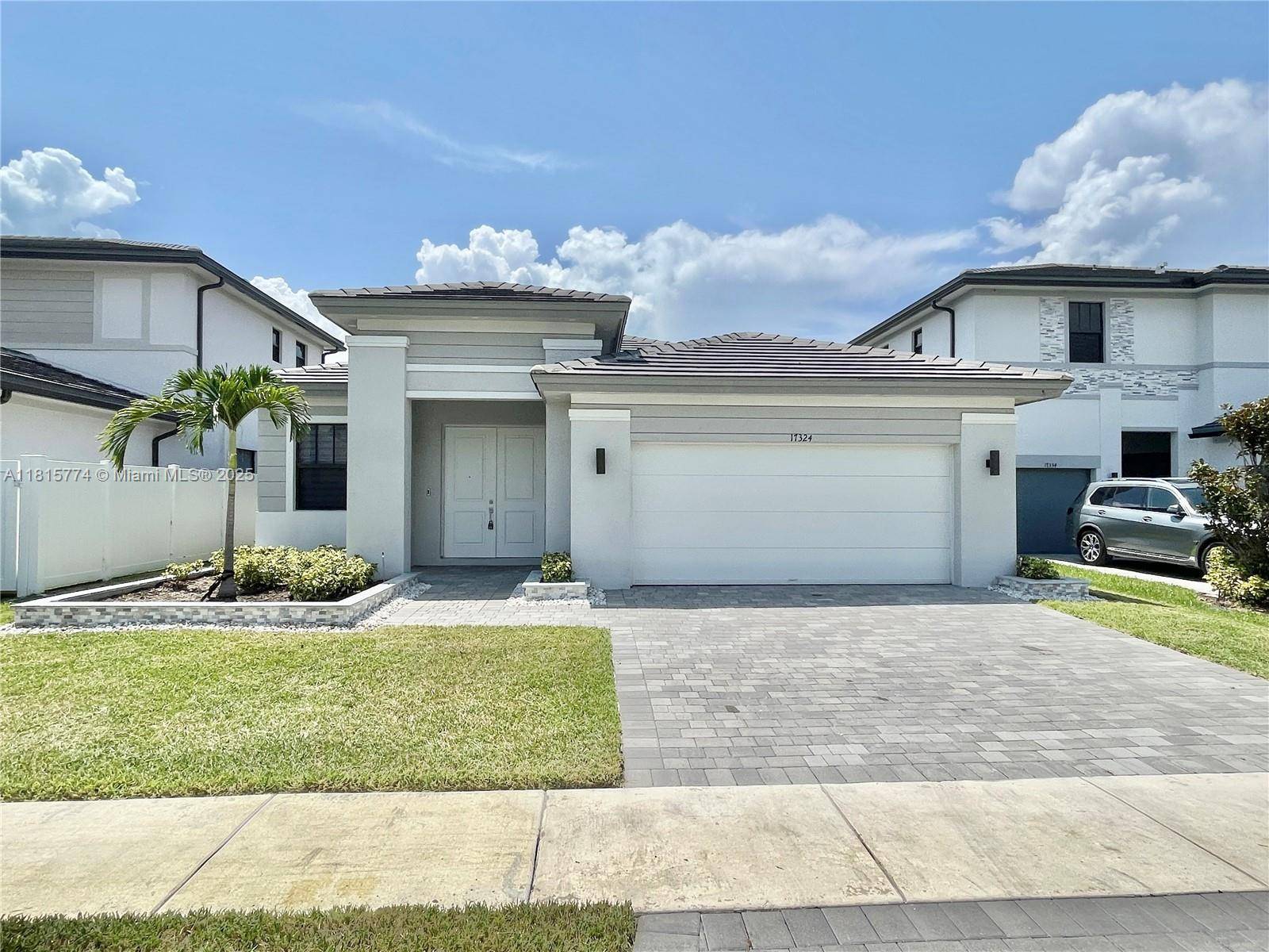 Miramar, FL 33029,17324 SW 41st St #17324