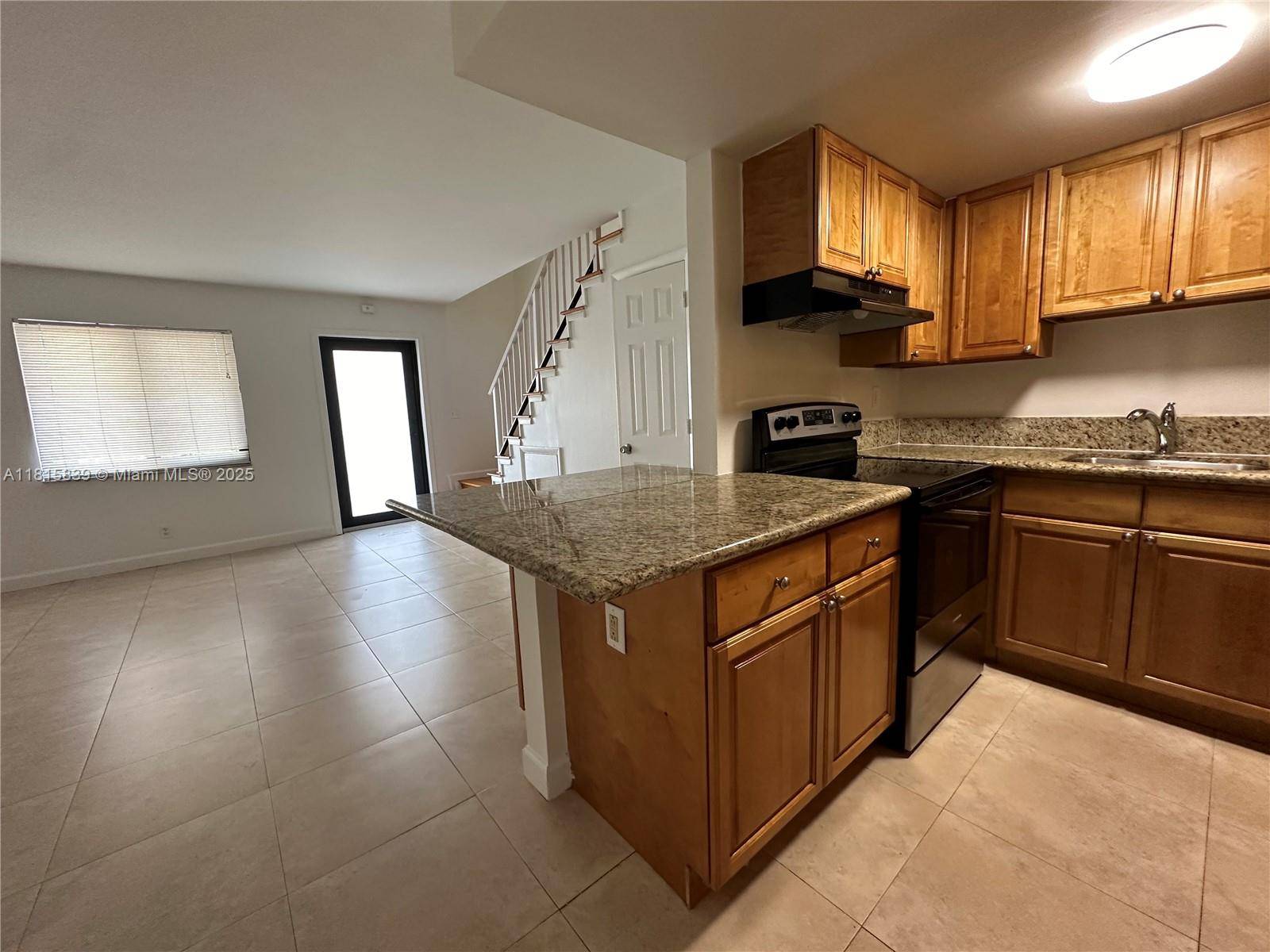 Wilton Manors, FL 33334,2705 NE 9th Ave #210