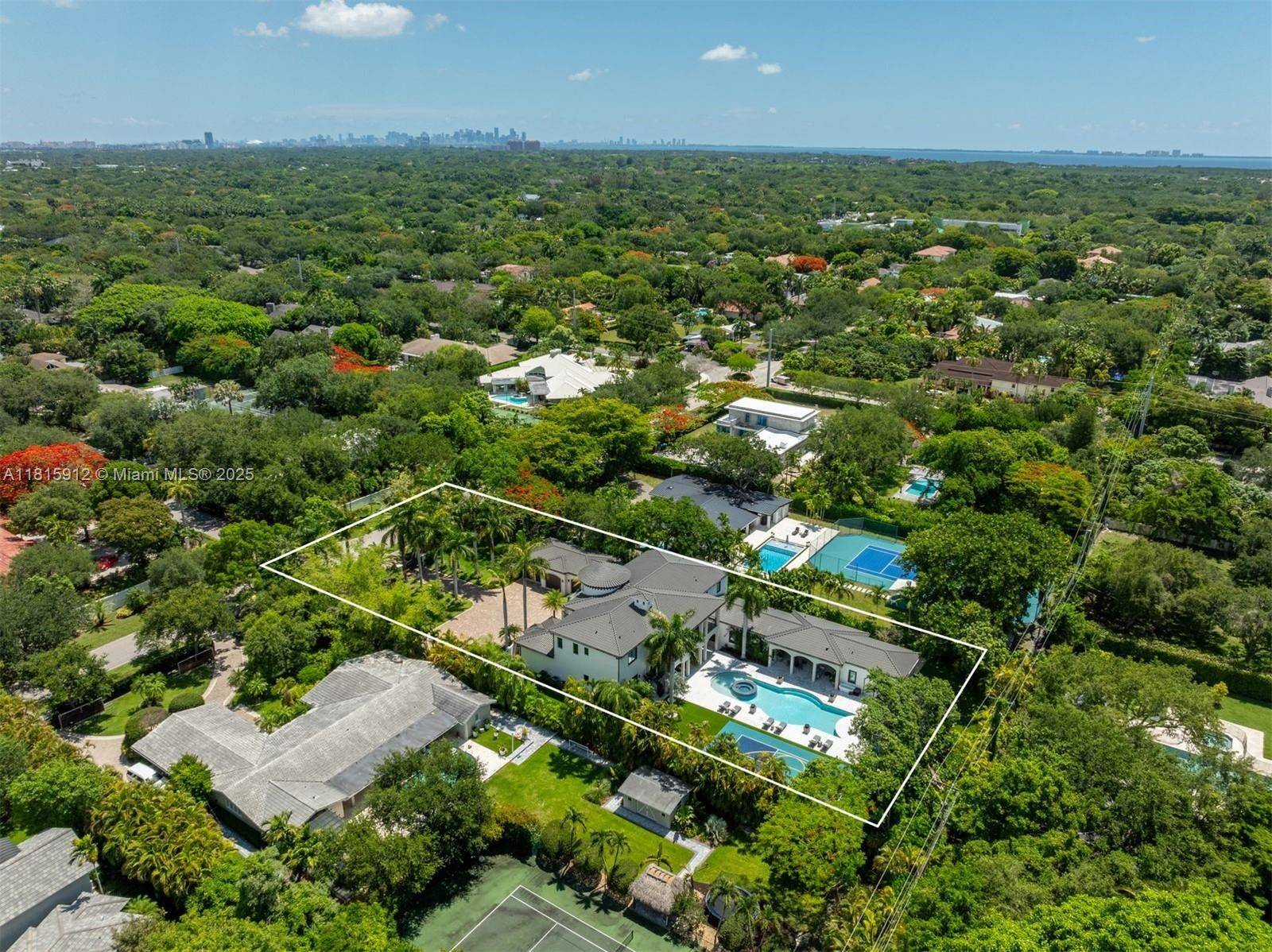 Pinecrest, FL 33156,6080 SW 104th St