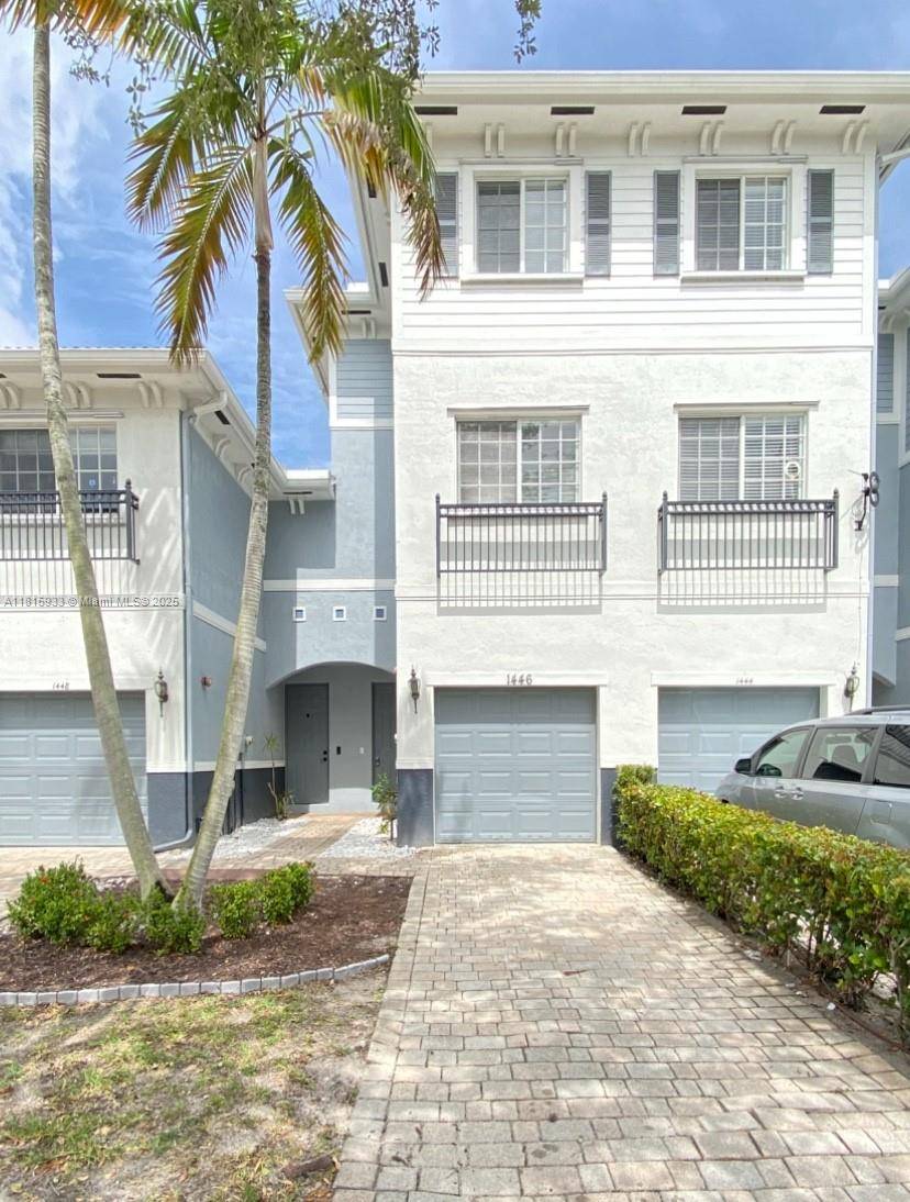 Lauderhill, FL 33311,1446 NW 34th Way #1446