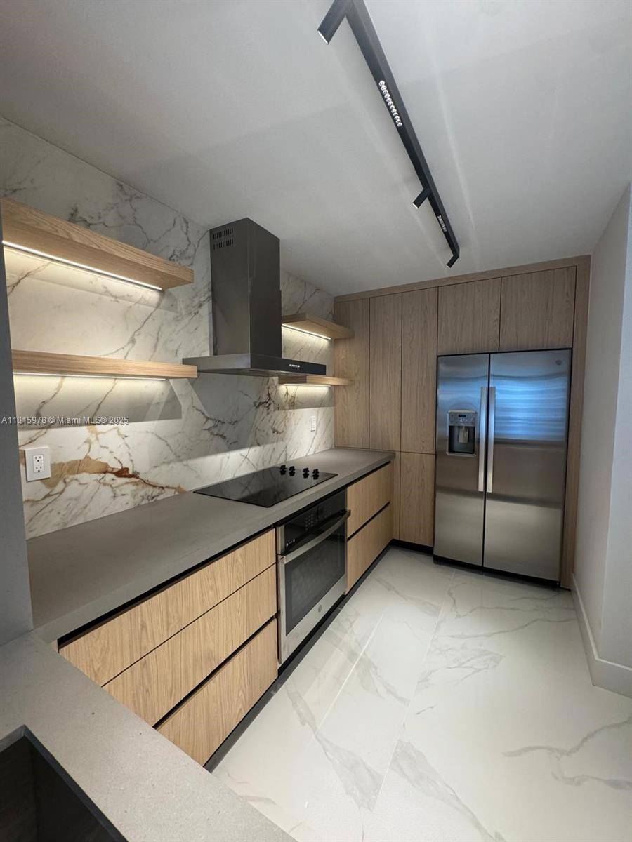 Miami, FL 33136,800 N Miami Ave #E-901