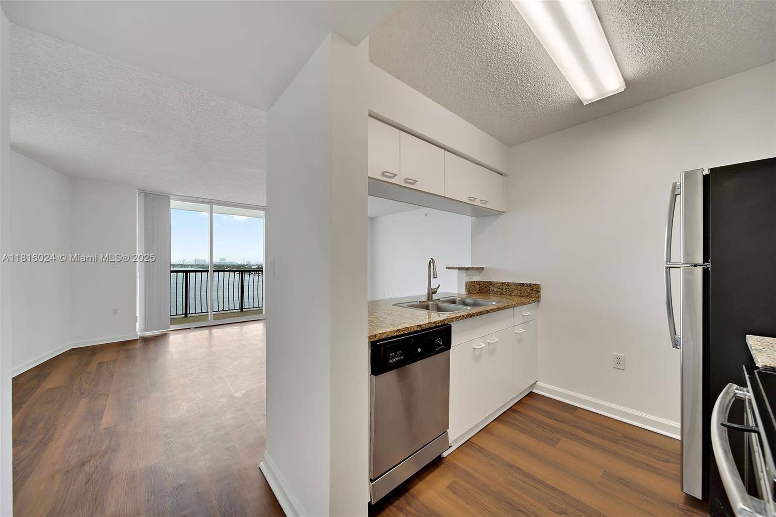Miami, FL 33132,1756 N Bayshore Dr #14A