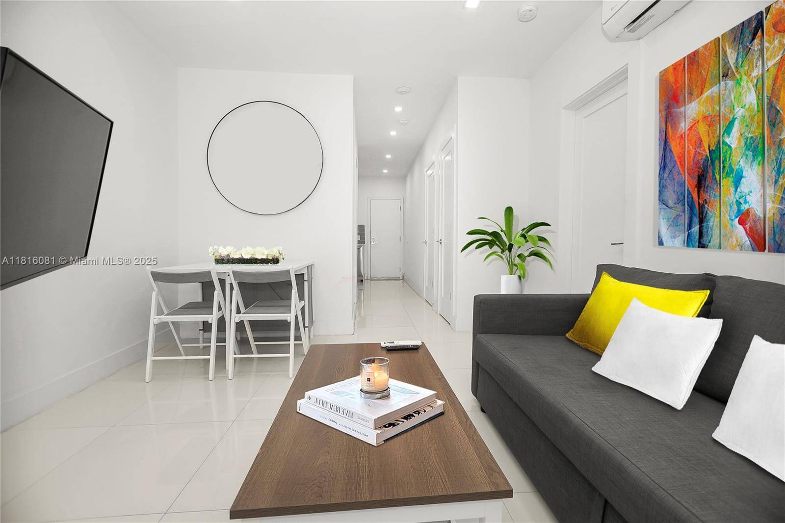 Miami Beach, FL 33139,733 Michigan Ave #4
