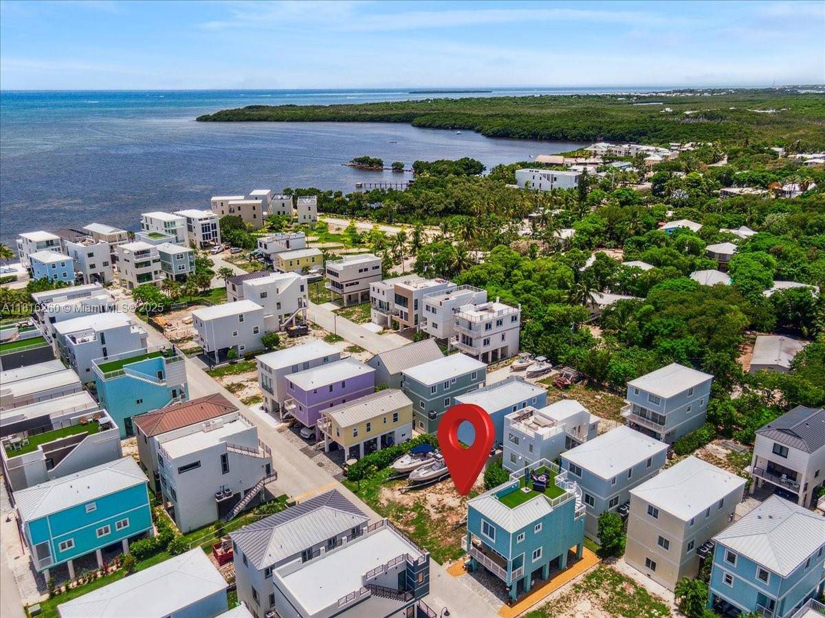 Key Largo, FL 33037,94825 Overseas Hwy #70