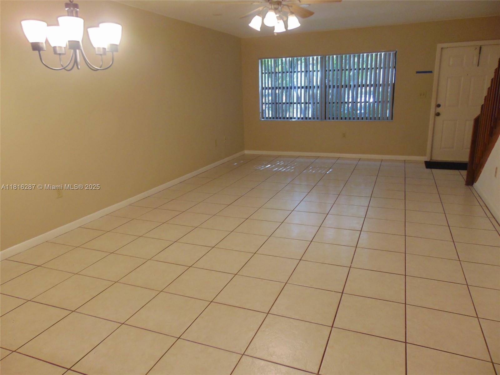 Plantation, FL 33324,586 Westree Ln