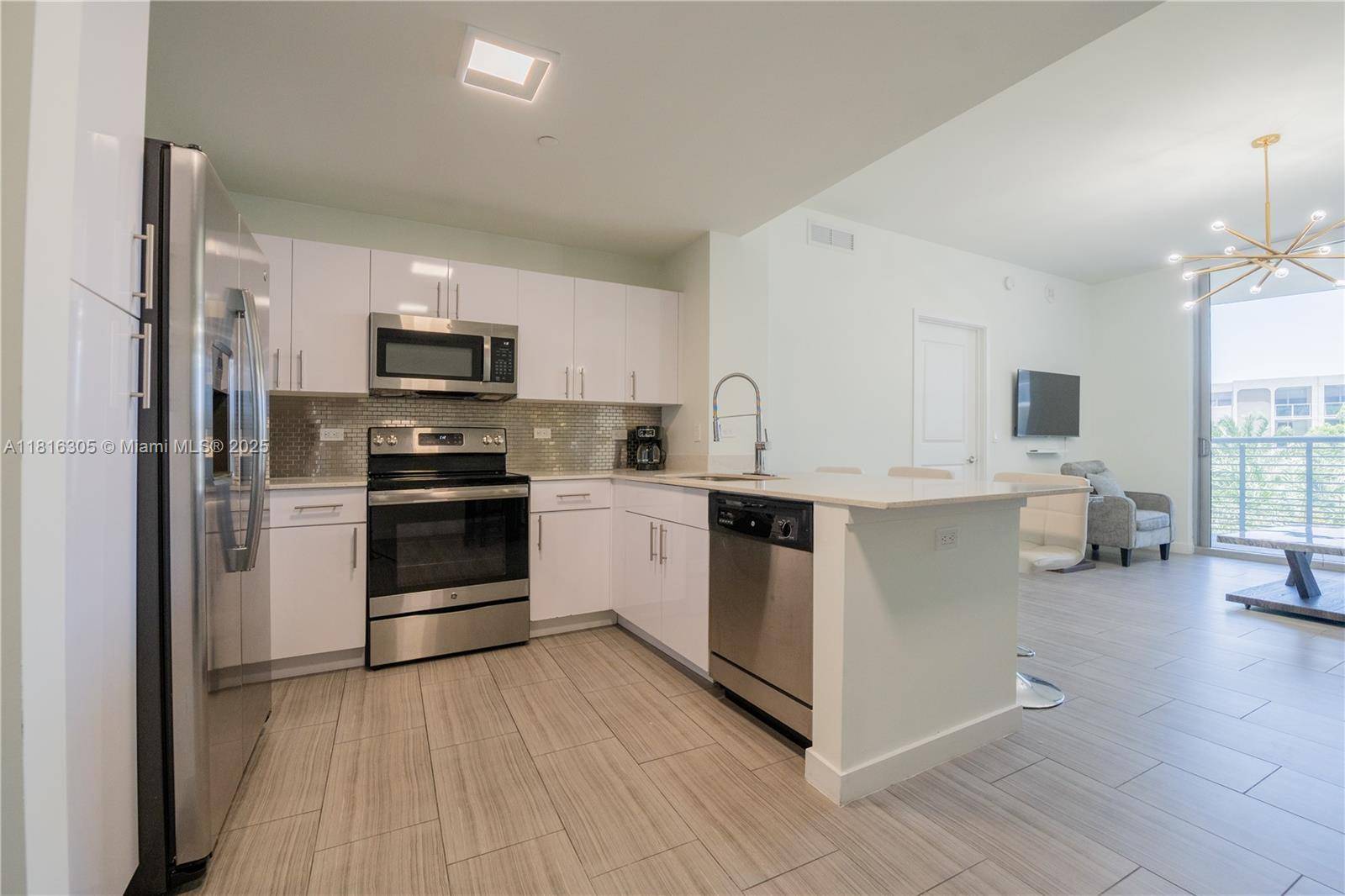 Hollywood, FL 33020,1776 Polk St #315