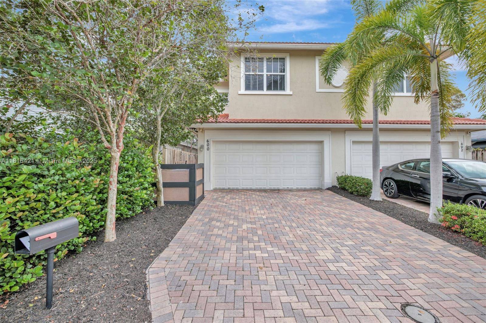 Fort Lauderdale, FL 33315,600 SW 8th St #1
