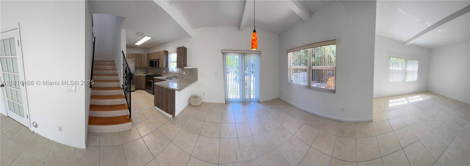 Hallandale Beach, FL 33009,714 NE 4th Ct #714