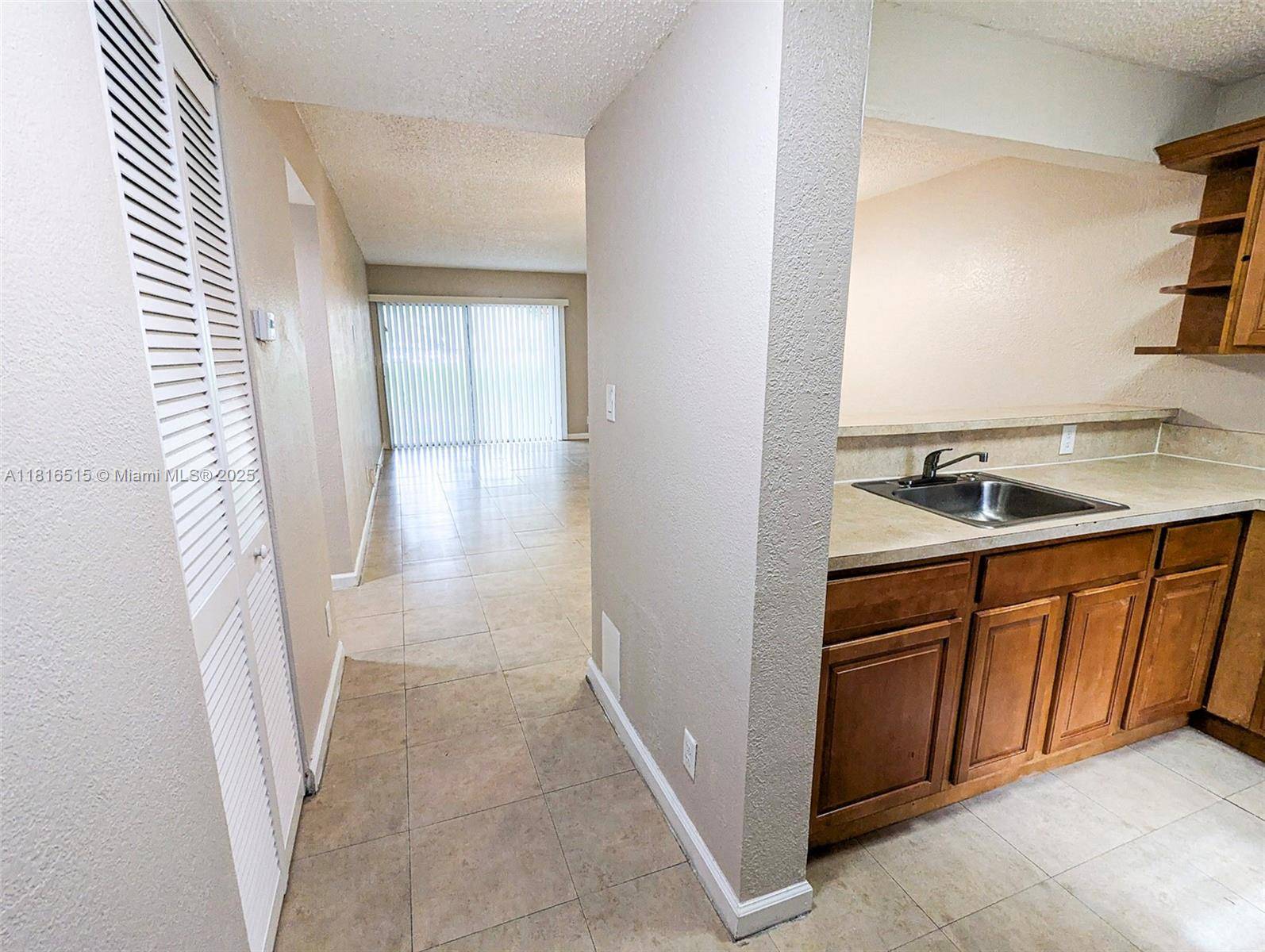 Miramar, FL 33025,8540 N Sherman Cir #105