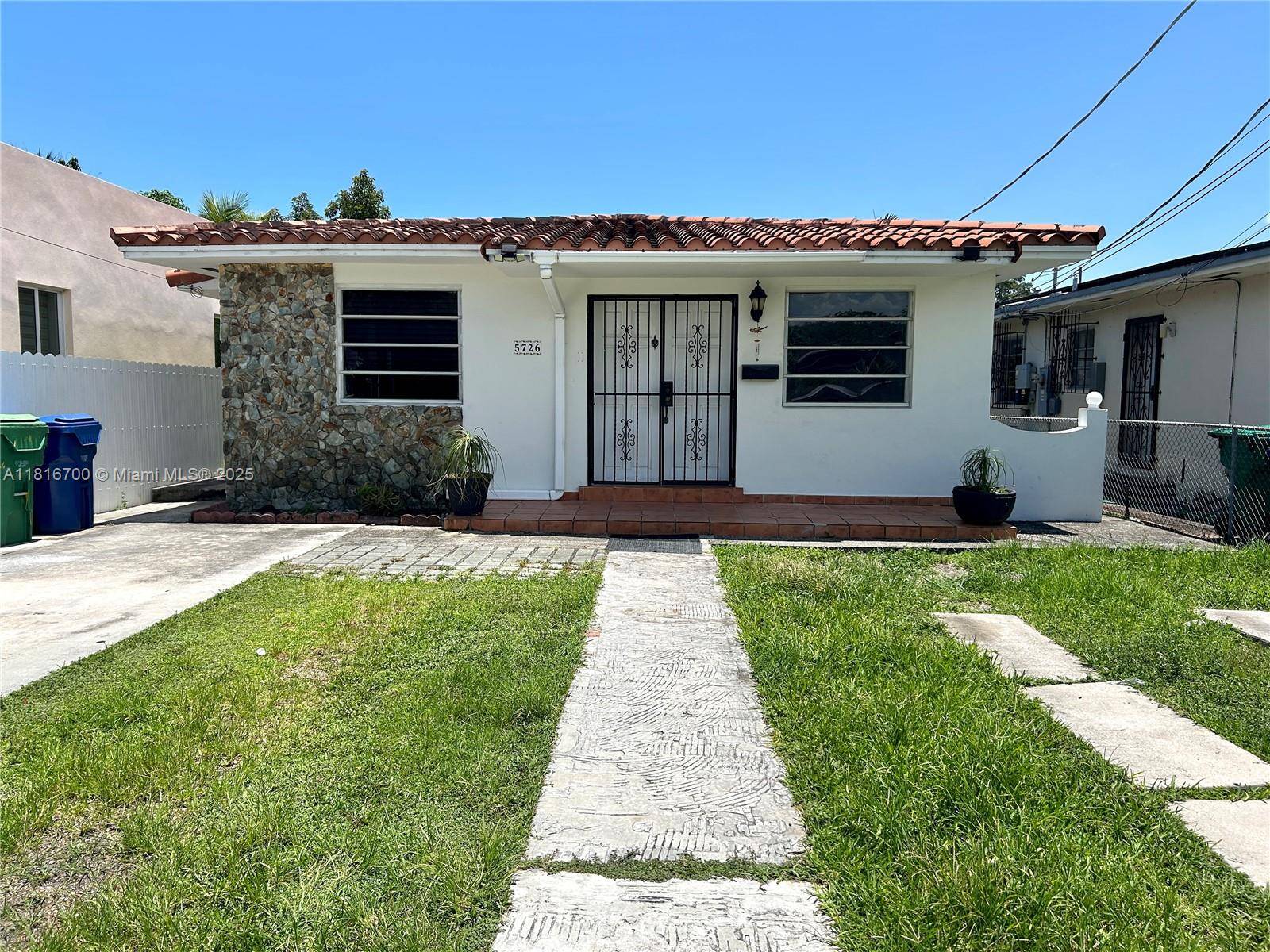 Miami, FL 33155,5726 SW 20th St