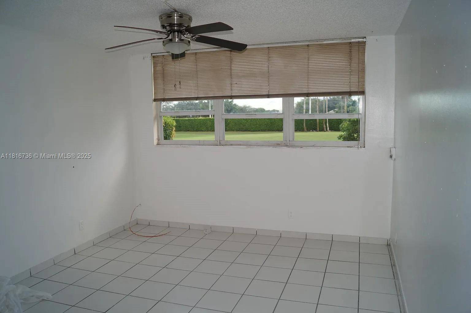 Pembroke Pines, FL 33025,9820 S Hollybrook Lake Dr #205