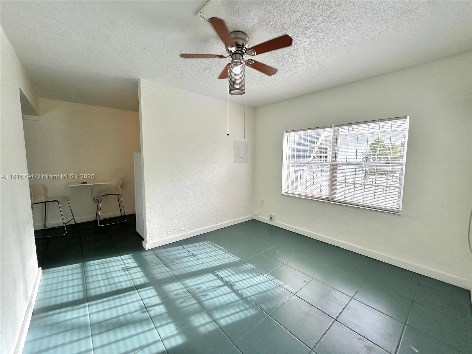 El Portal, FL 33150,601 NW 90th St #6