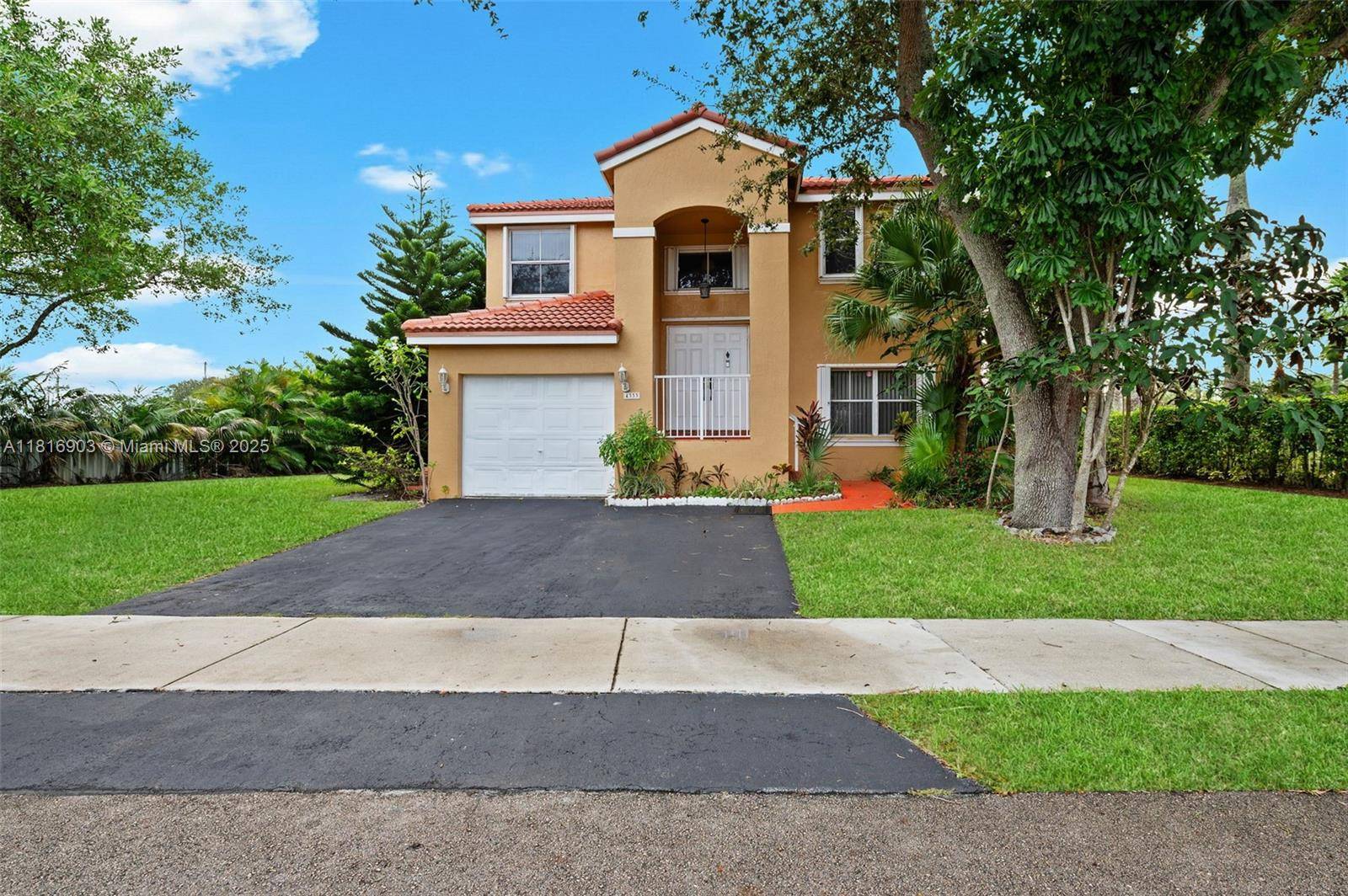 Davie, FL 33328,4333 SW 84th Ter