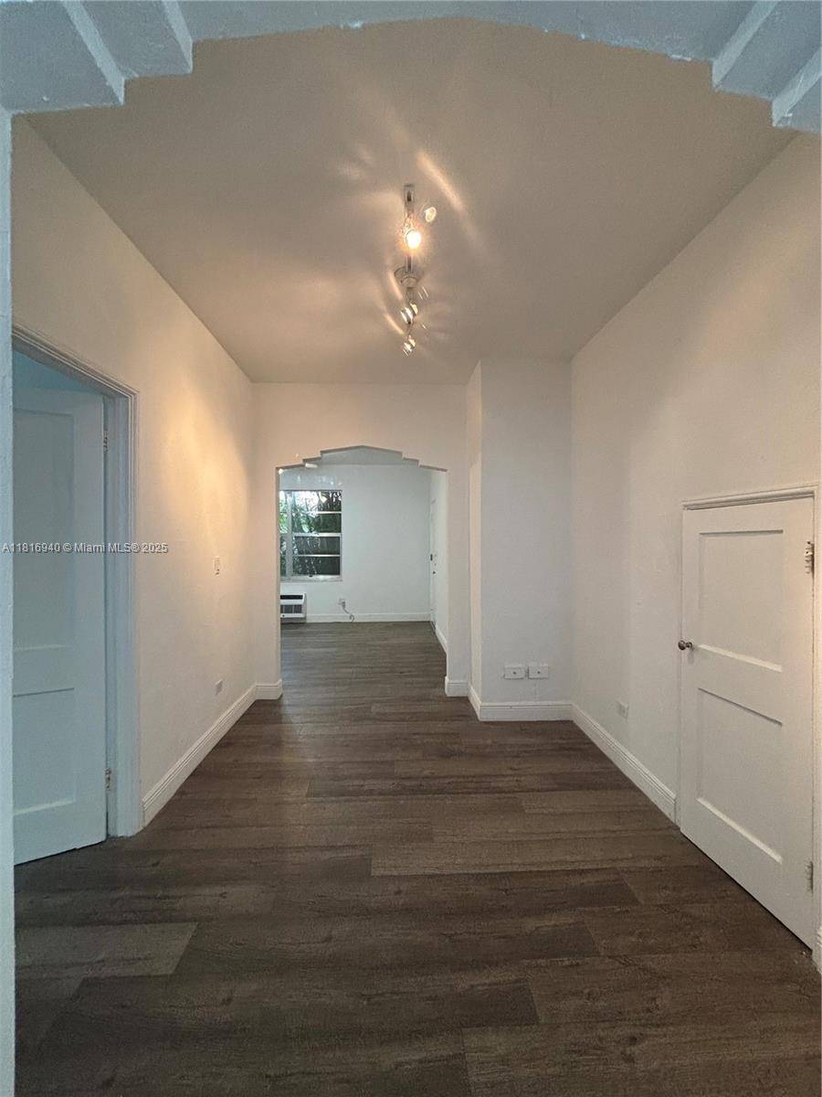 Miami Beach, FL 33139,721 15th St #5