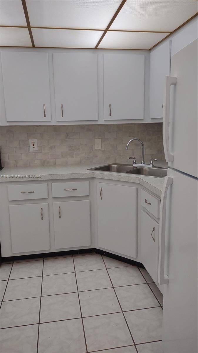 Plantation, FL 33317,4200 NW 3rd Ct #333