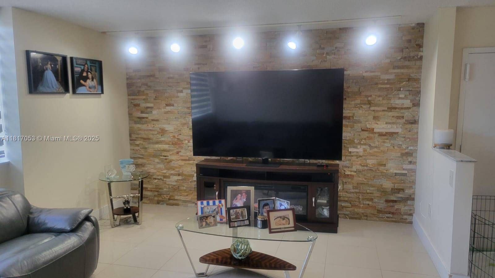 Miami, FL 33193,6841 SW 147th Ave #3H