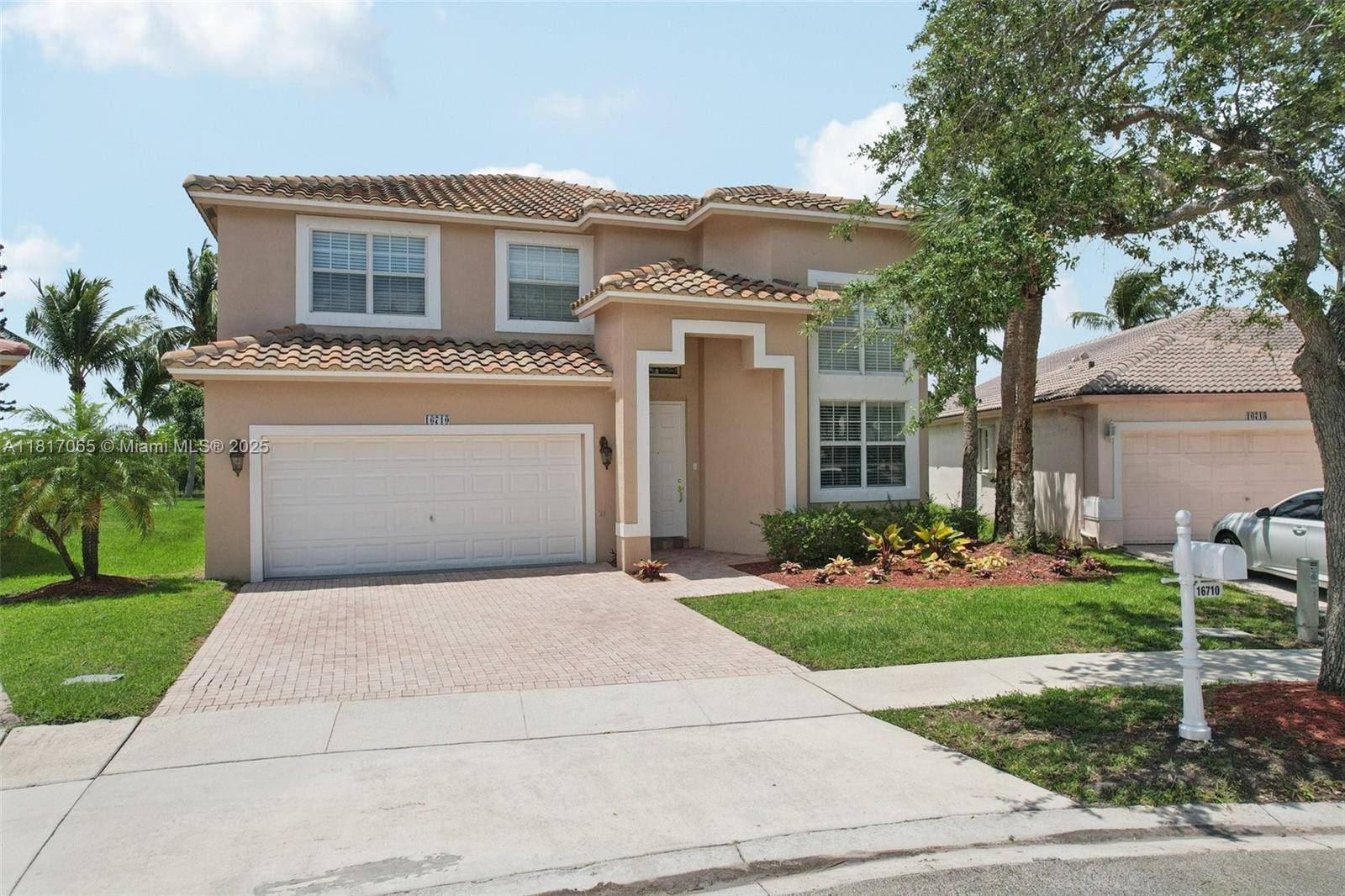 Pembroke Pines, FL 33028,16710 NW 12th St