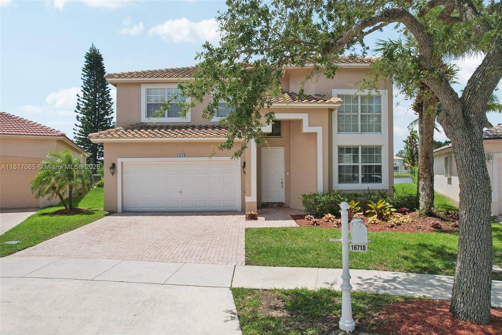 Pembroke Pines, FL 33028,16710 NW 12th St