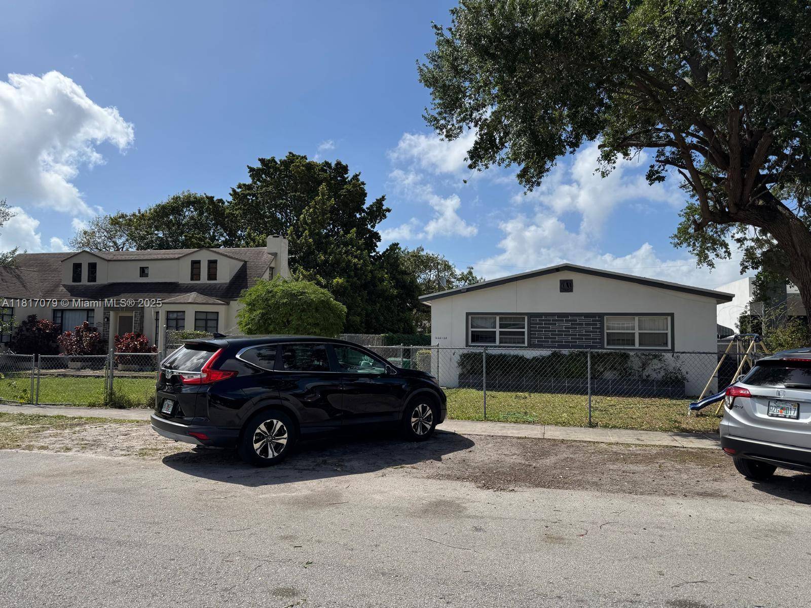 Miami, FL 33161,1226 NE 112th St