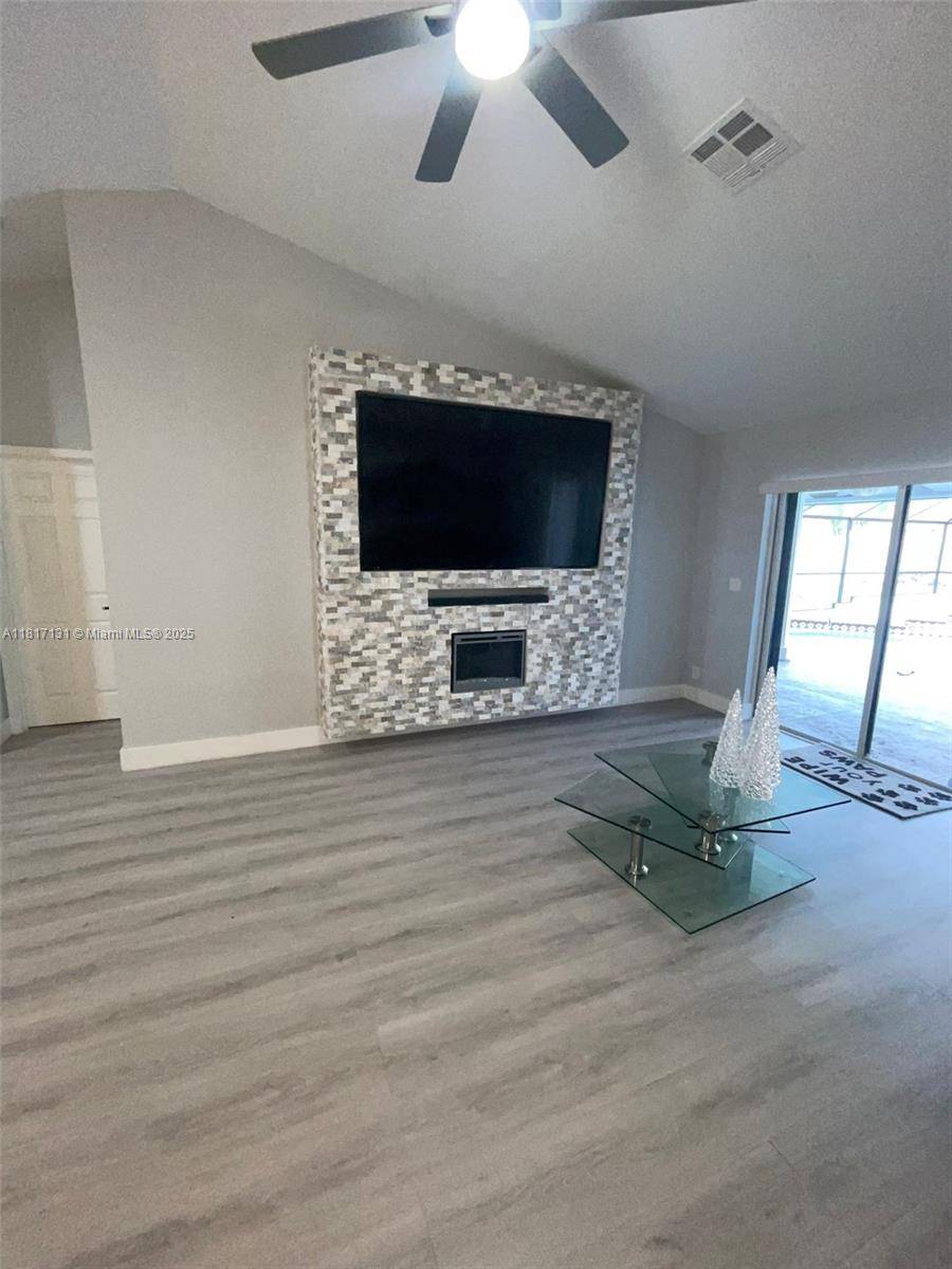 Plantation, FL 33317,1550 SW 52nd Ter