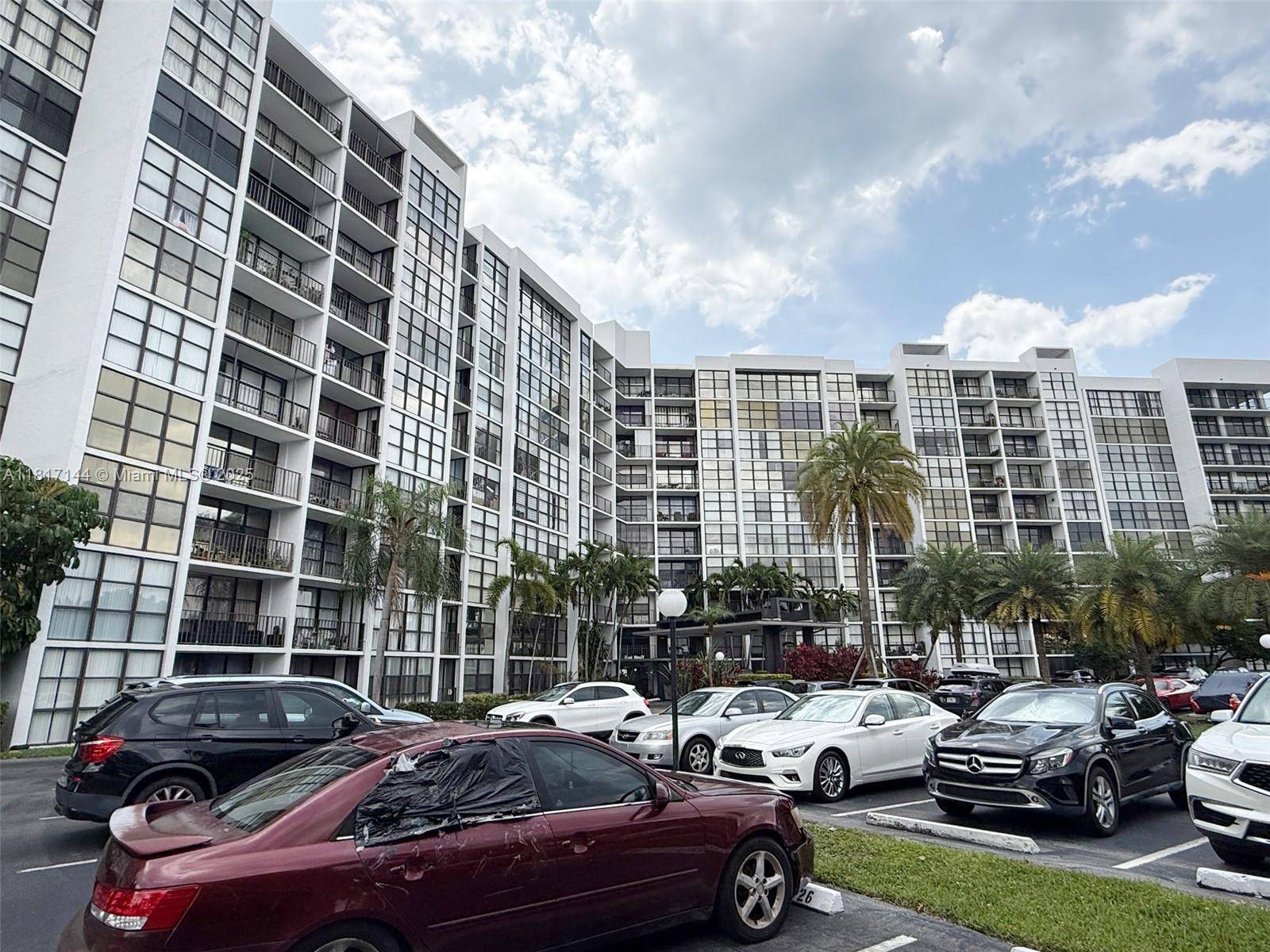 Hallandale Beach, FL 33009,800 Parkview Dr #820