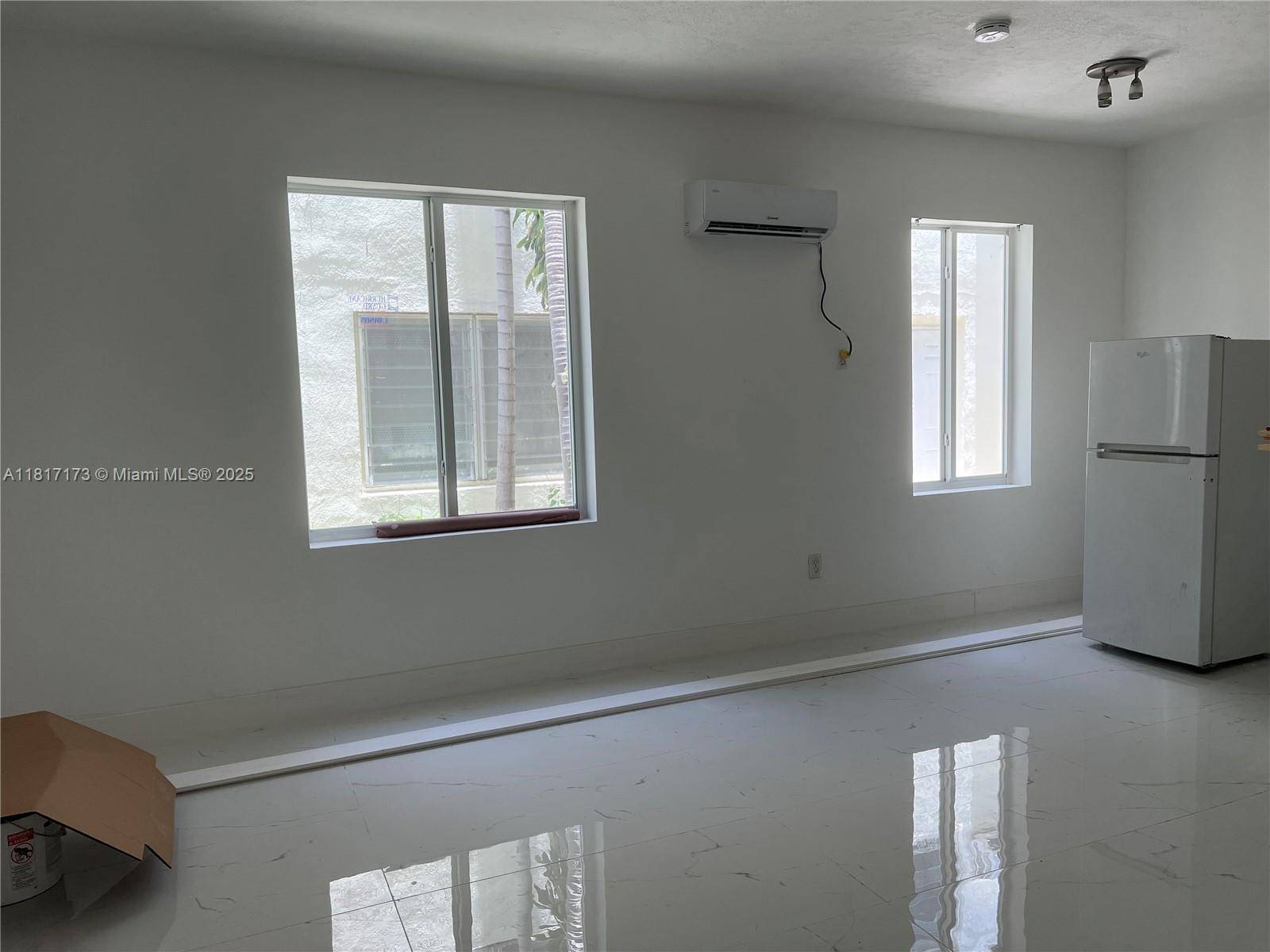 Miami Beach, FL 33141,7920 Harding Ave #4