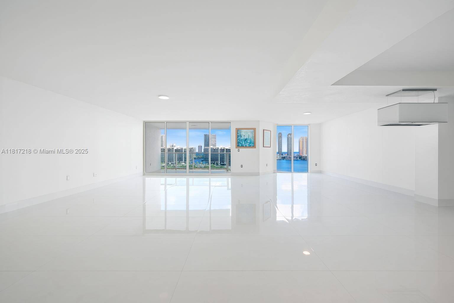 Aventura, FL 33160,3201 NE 183rd St #1702