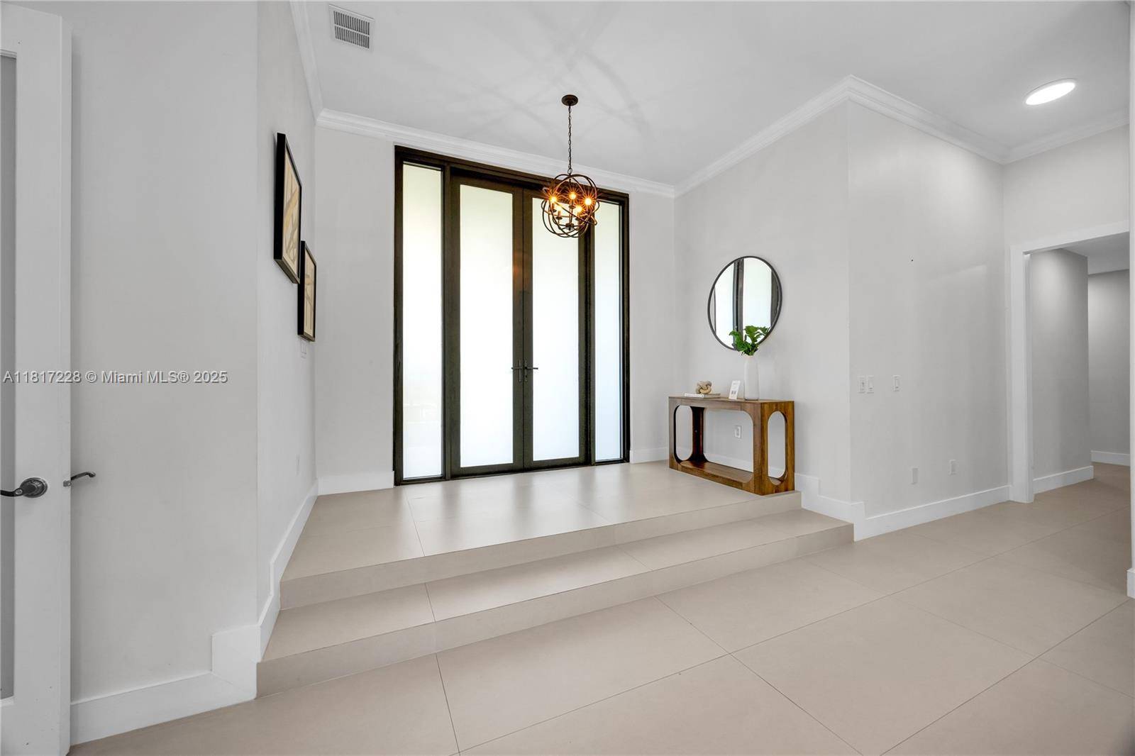 Palmetto Bay, FL 33158,6730 SW 141st St