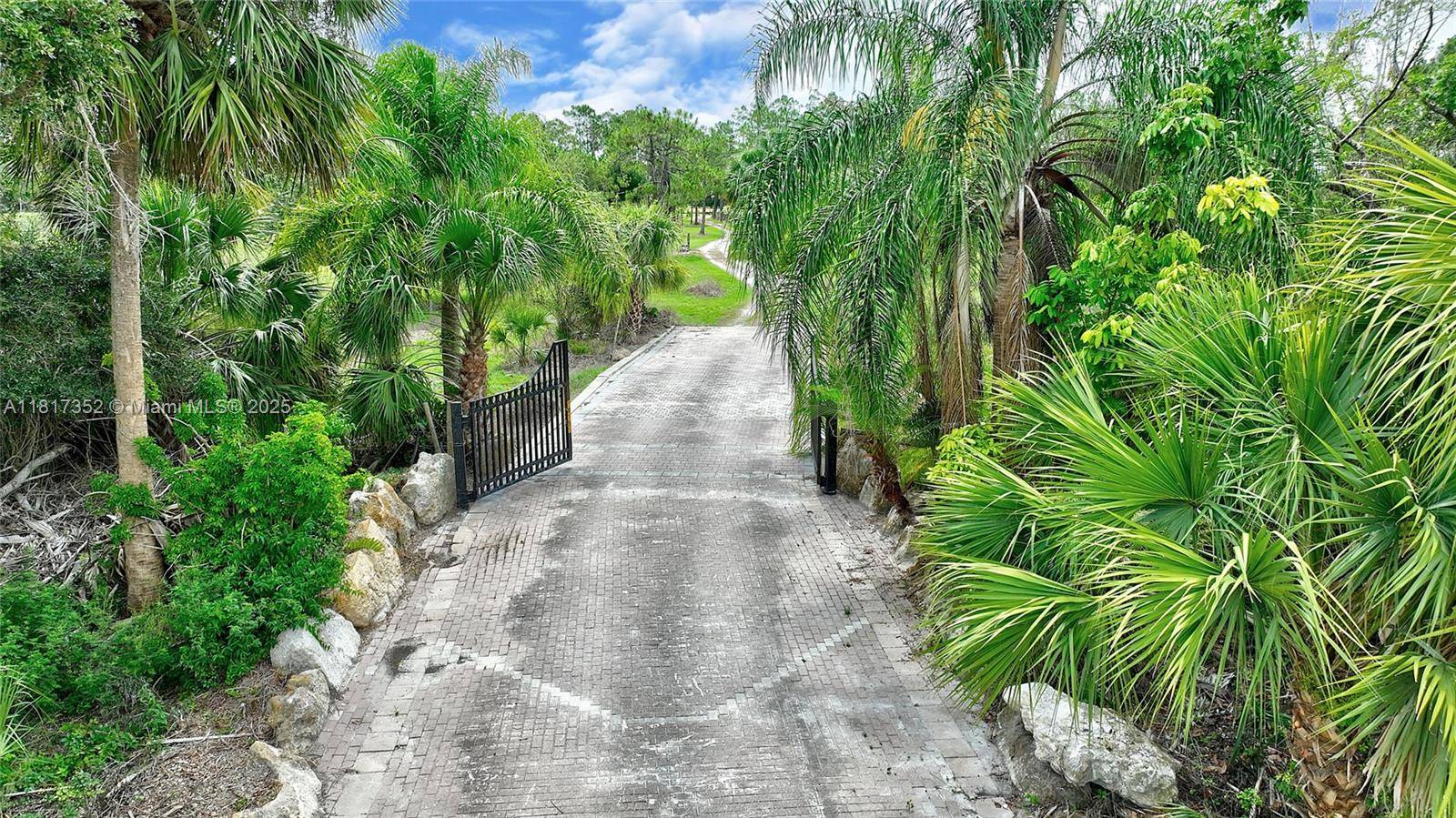 Fort Myers, FL 33913,18151 Wildcat Drive