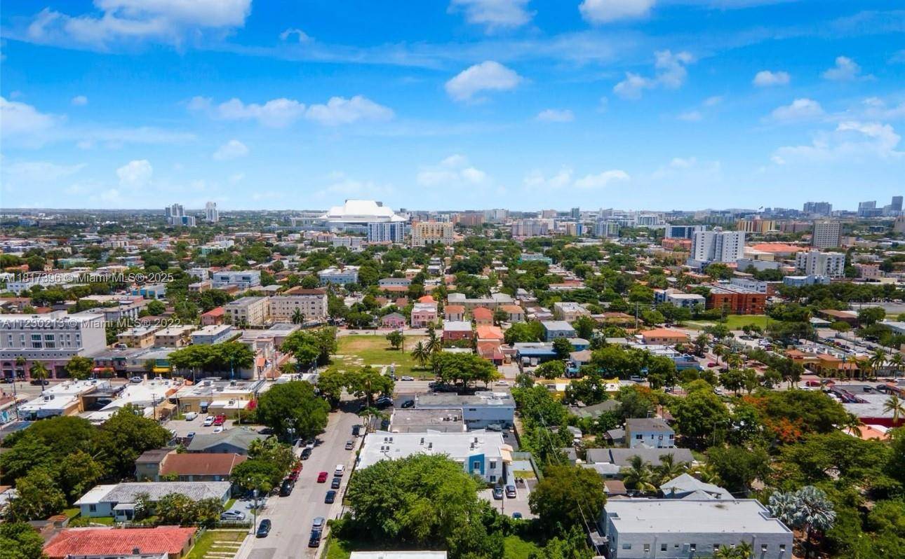 Miami, FL 33135,905 SW 13th Ct #909