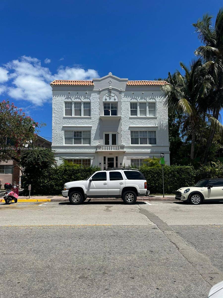 Miami Beach, FL 33139,1611 Michigan Ave #11