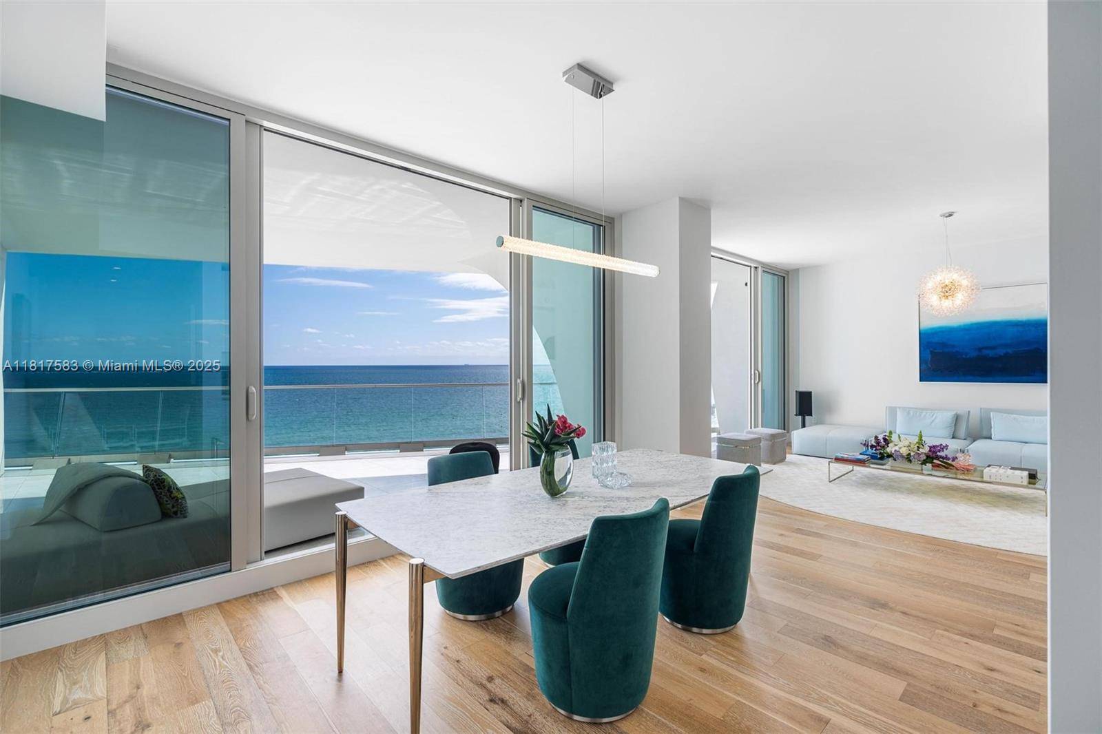 Sunny Isles Beach, FL 33160,16901 Collins Ave #902