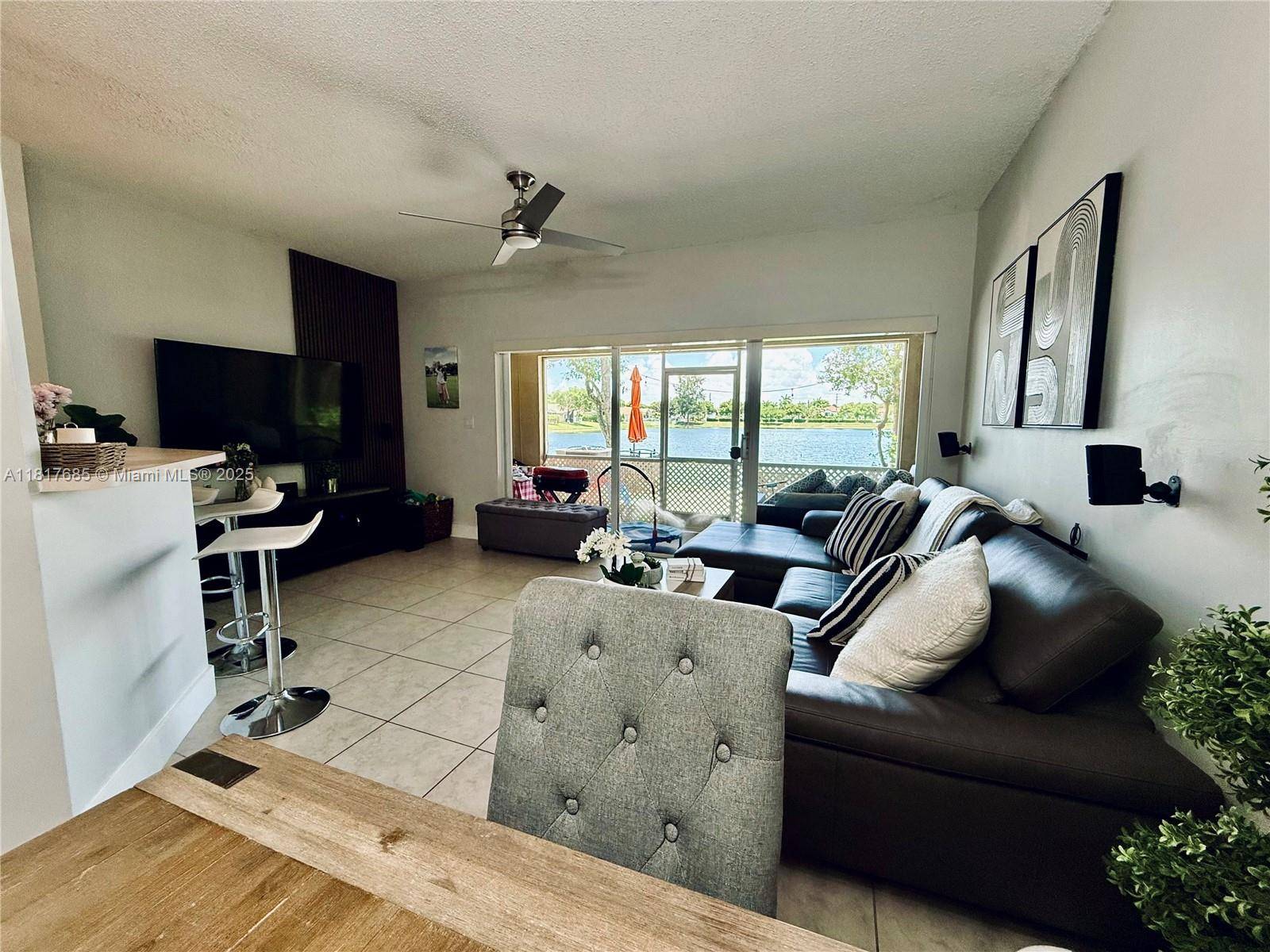 Pembroke Pines, FL 33025,12166 SW 5th Ct
