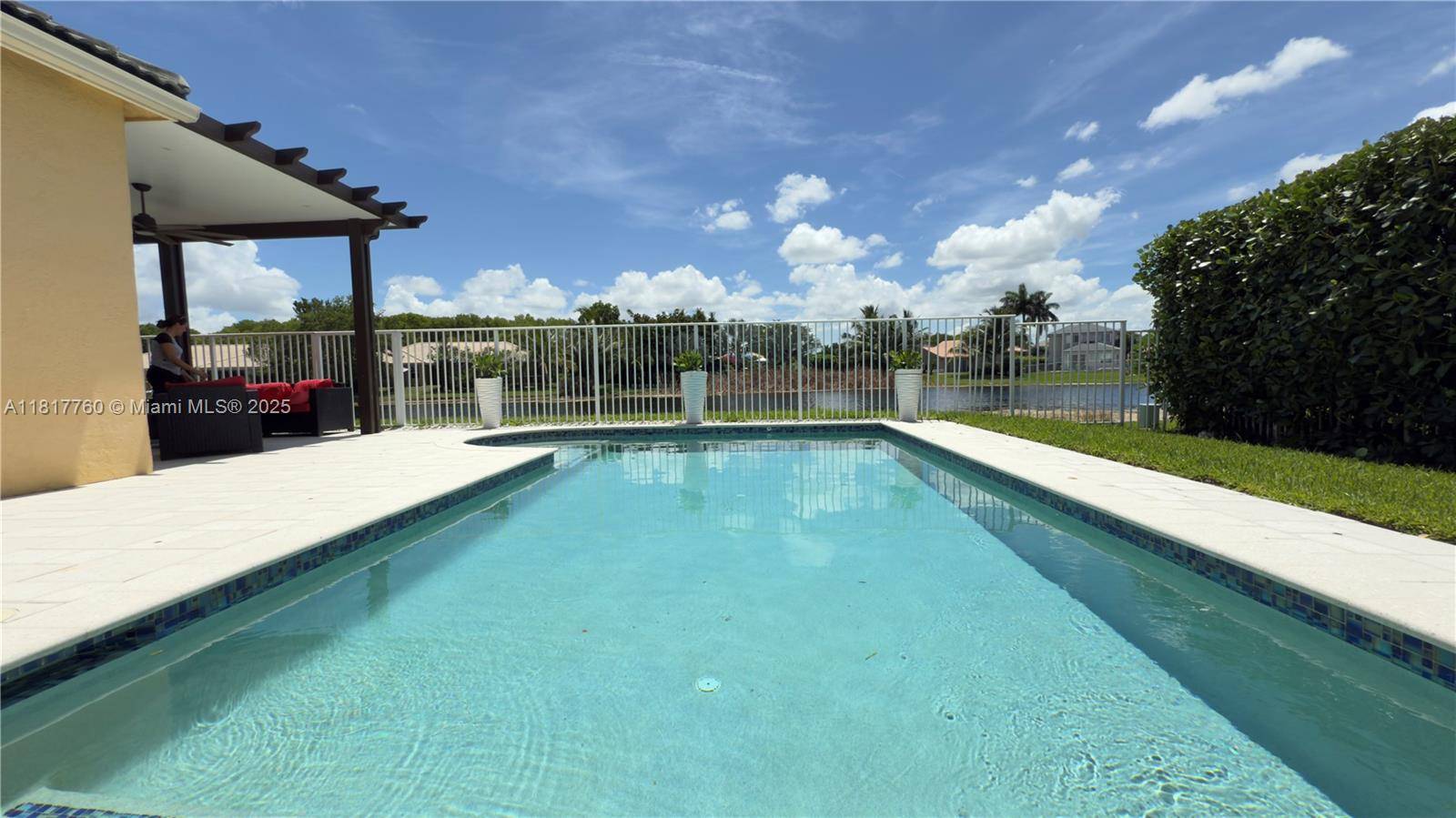 Weston, FL 33331,4221 Laurel Ridge Cir