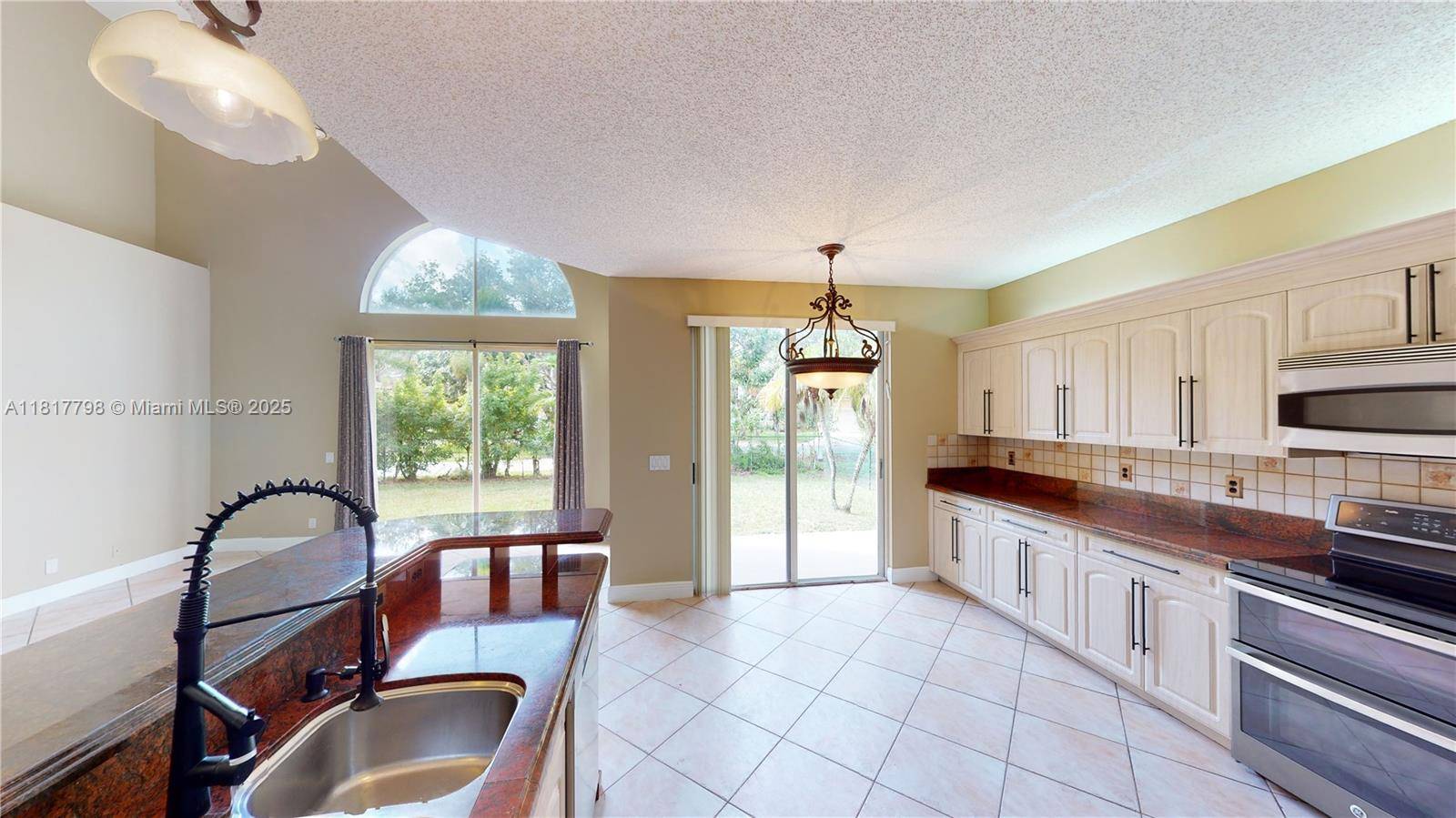 Parkland, FL 33067,6710 NW 81st Ct