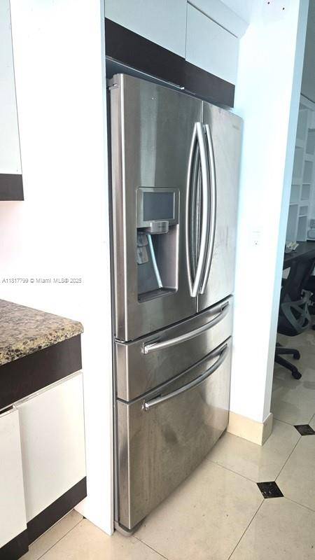 Aventura, FL 33160,18051 Biscayne Blvd #1501